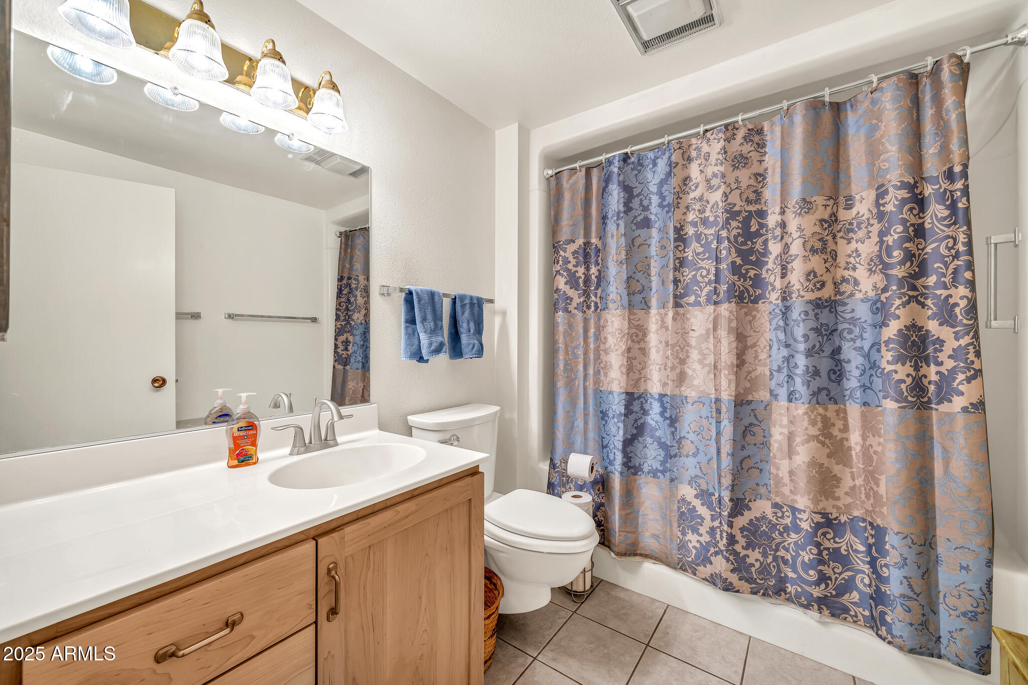 9739 W RIVIERA Drive