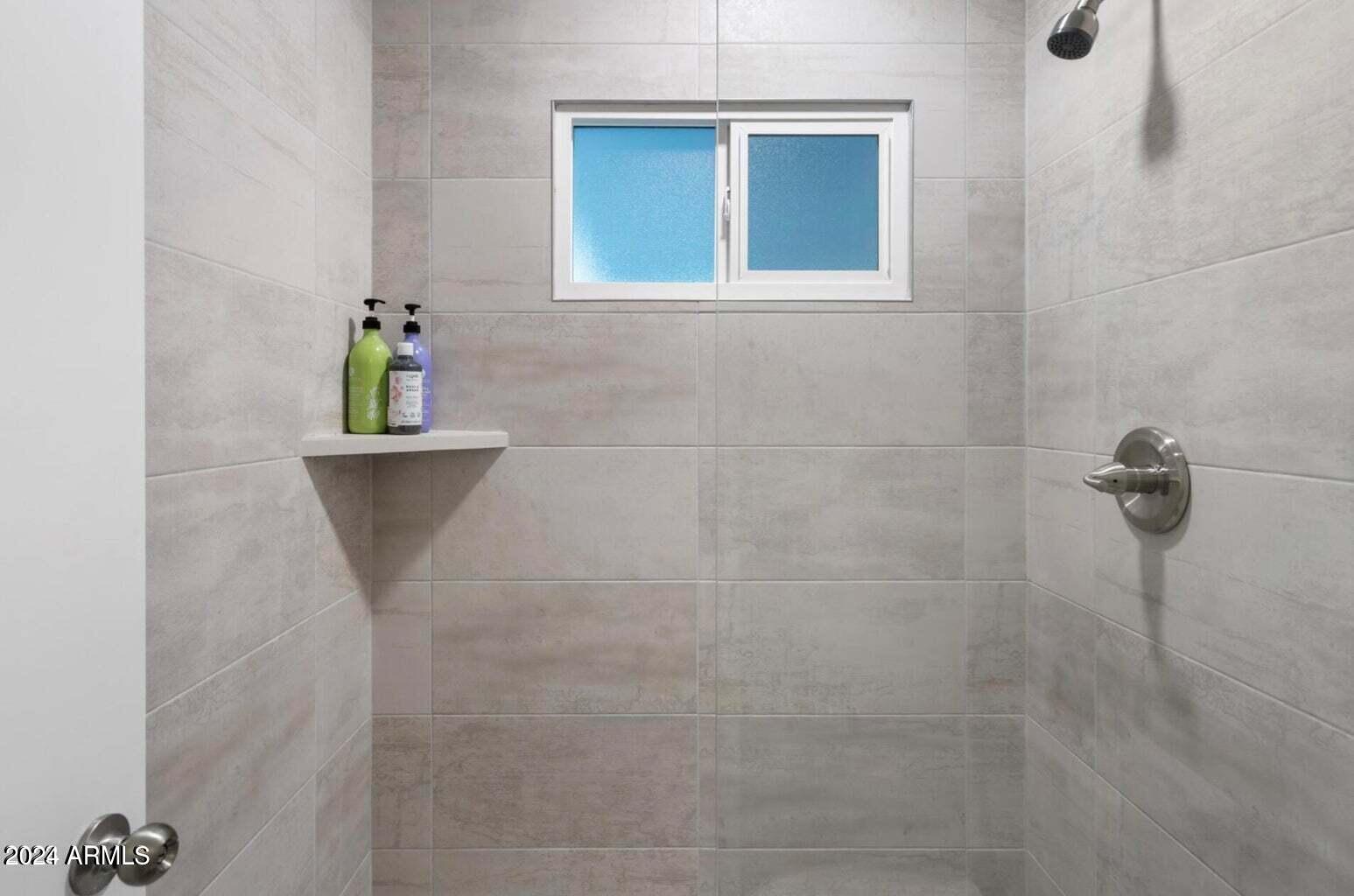 2761 E Sweetwater Avenue