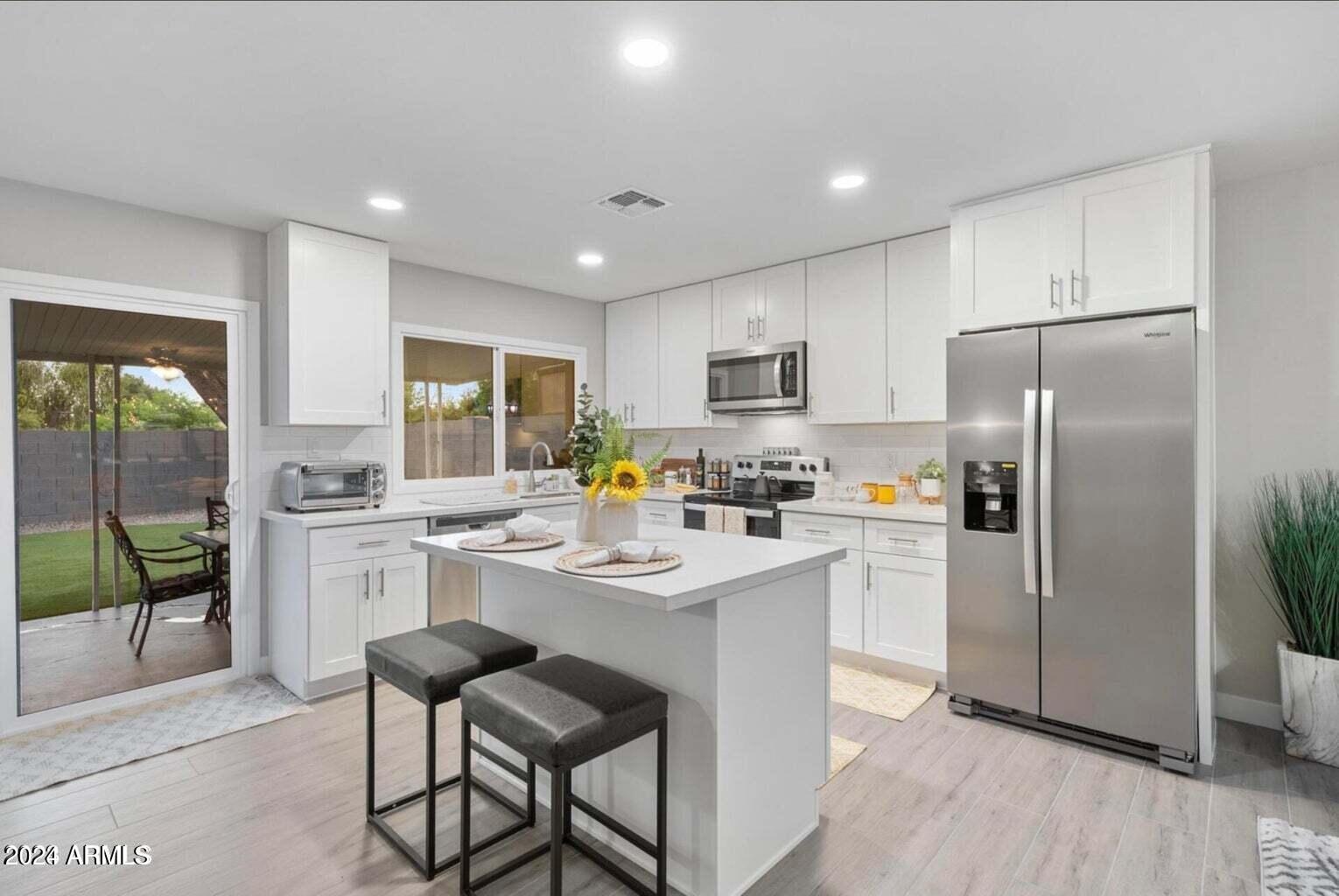 2761 E Sweetwater Avenue