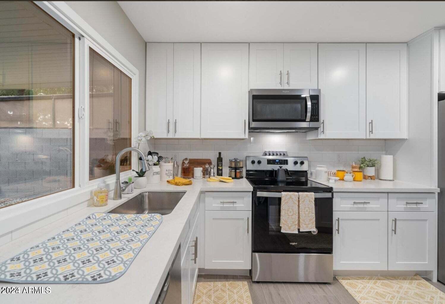 2761 E Sweetwater Avenue