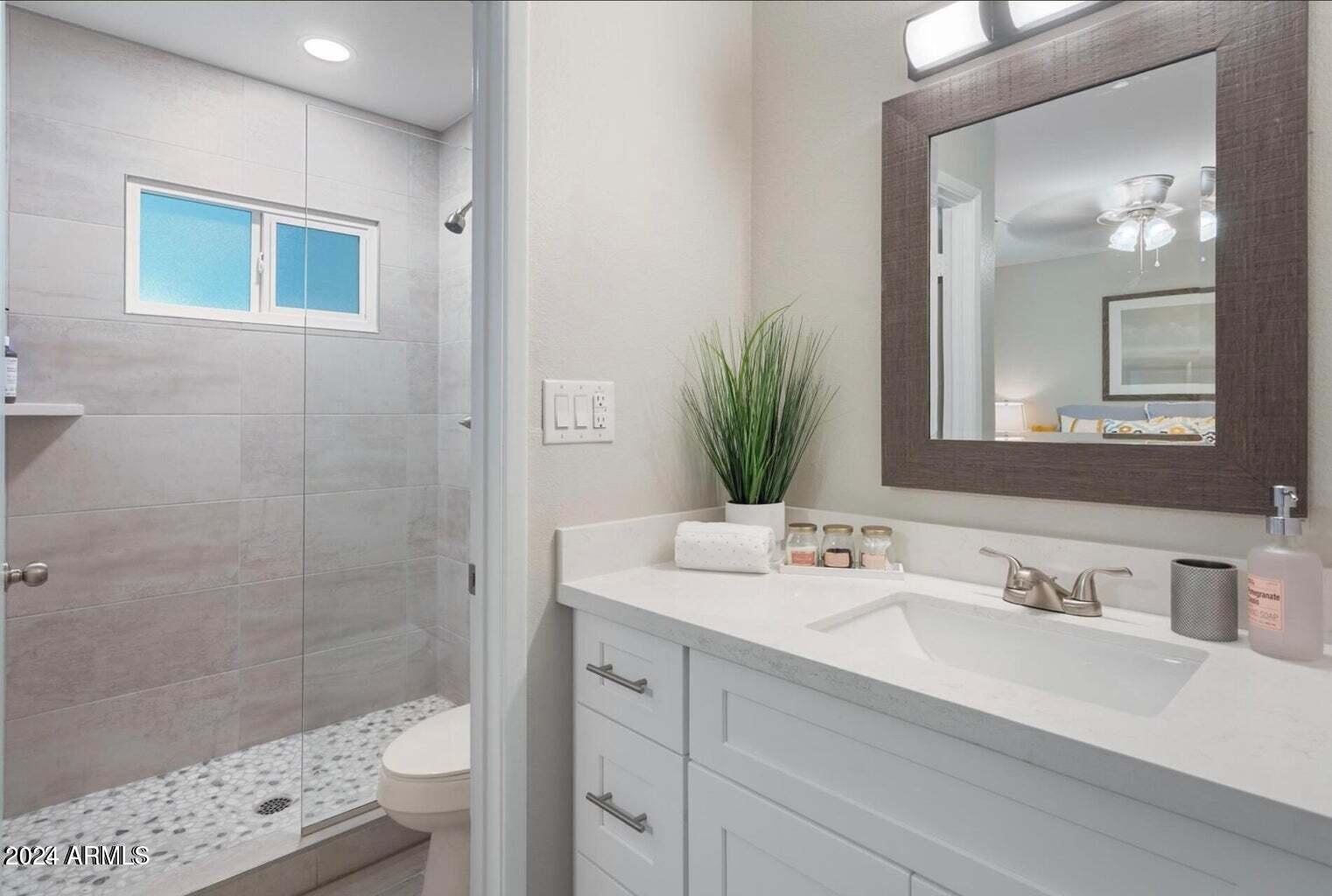 2761 E Sweetwater Avenue