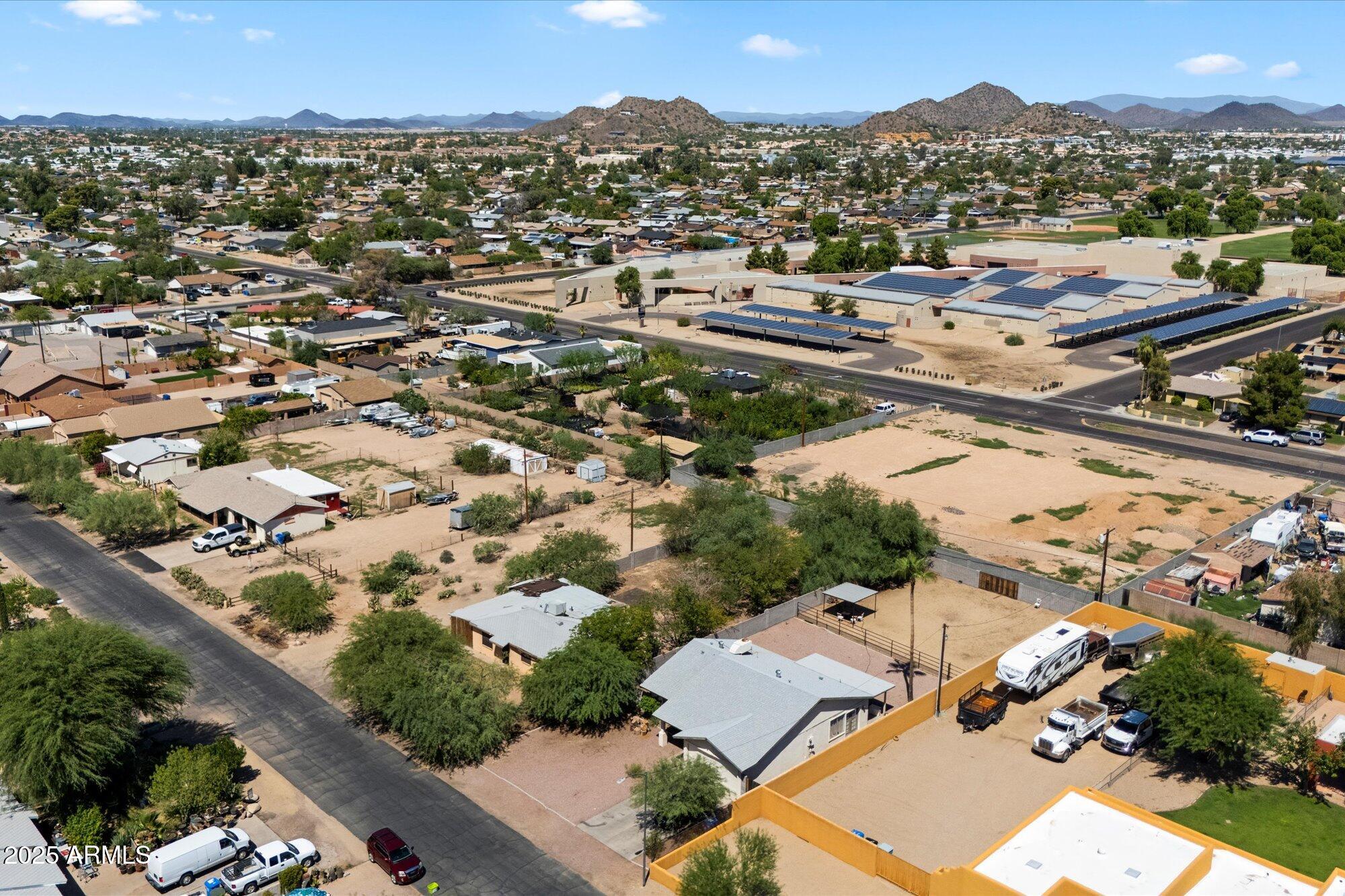 2904 E SAINT JOHN Road