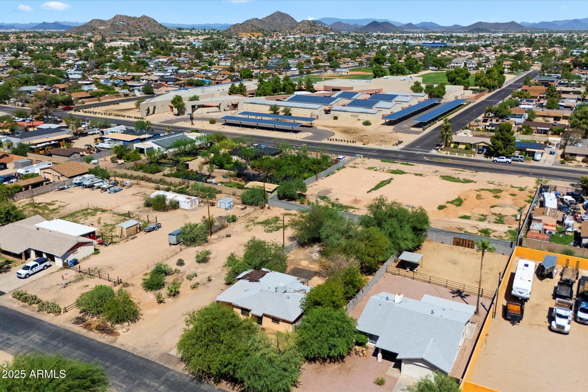 2904 E SAINT JOHN Road