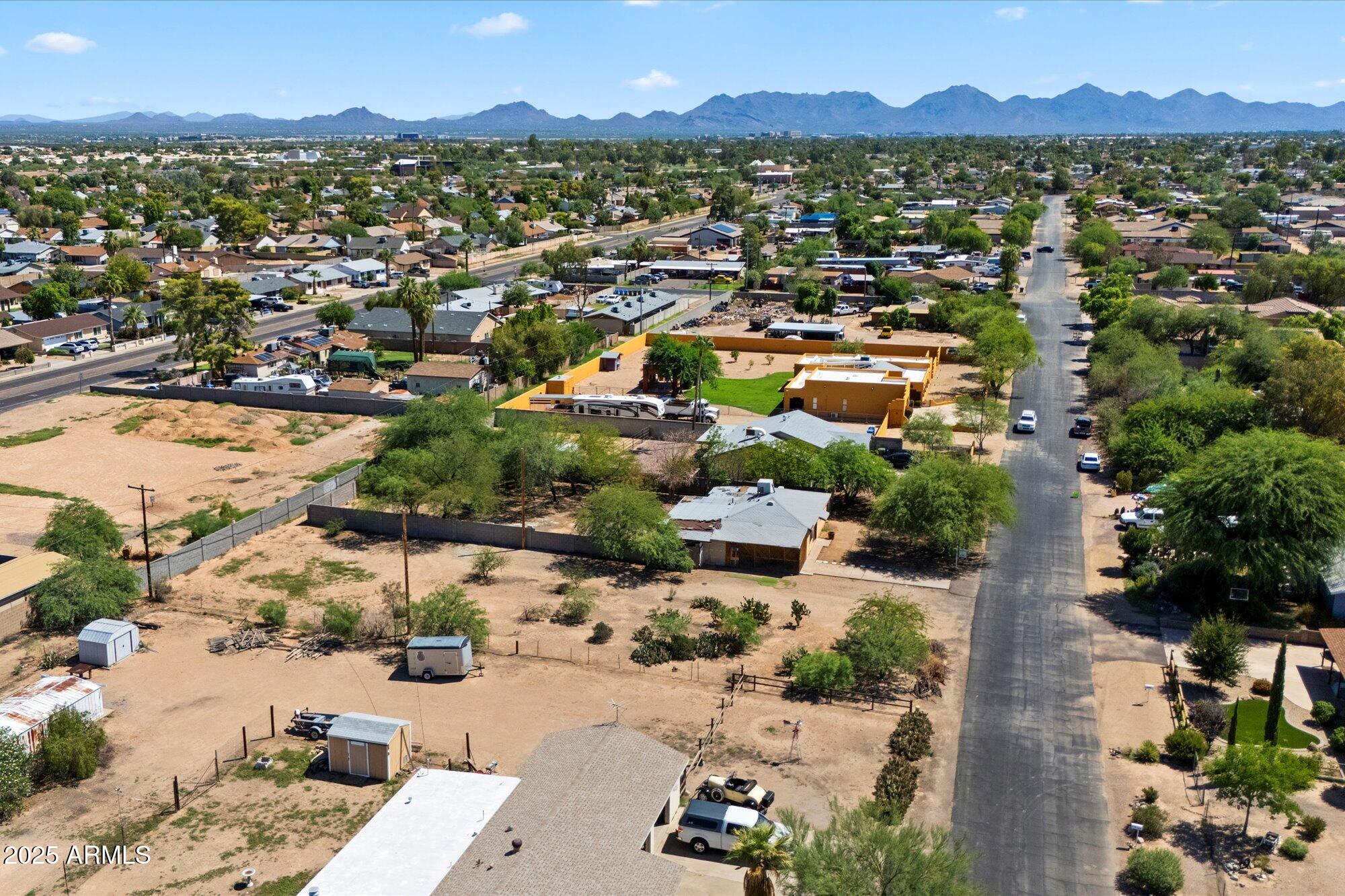 2904 E SAINT JOHN Road