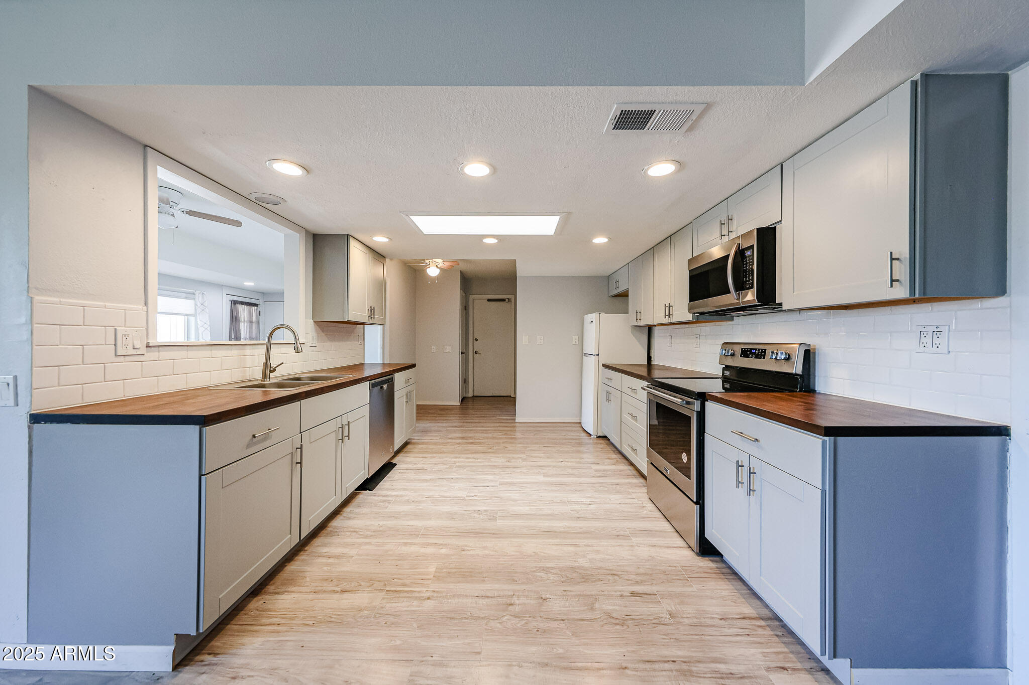 19838 N PINE SPRINGS Drive