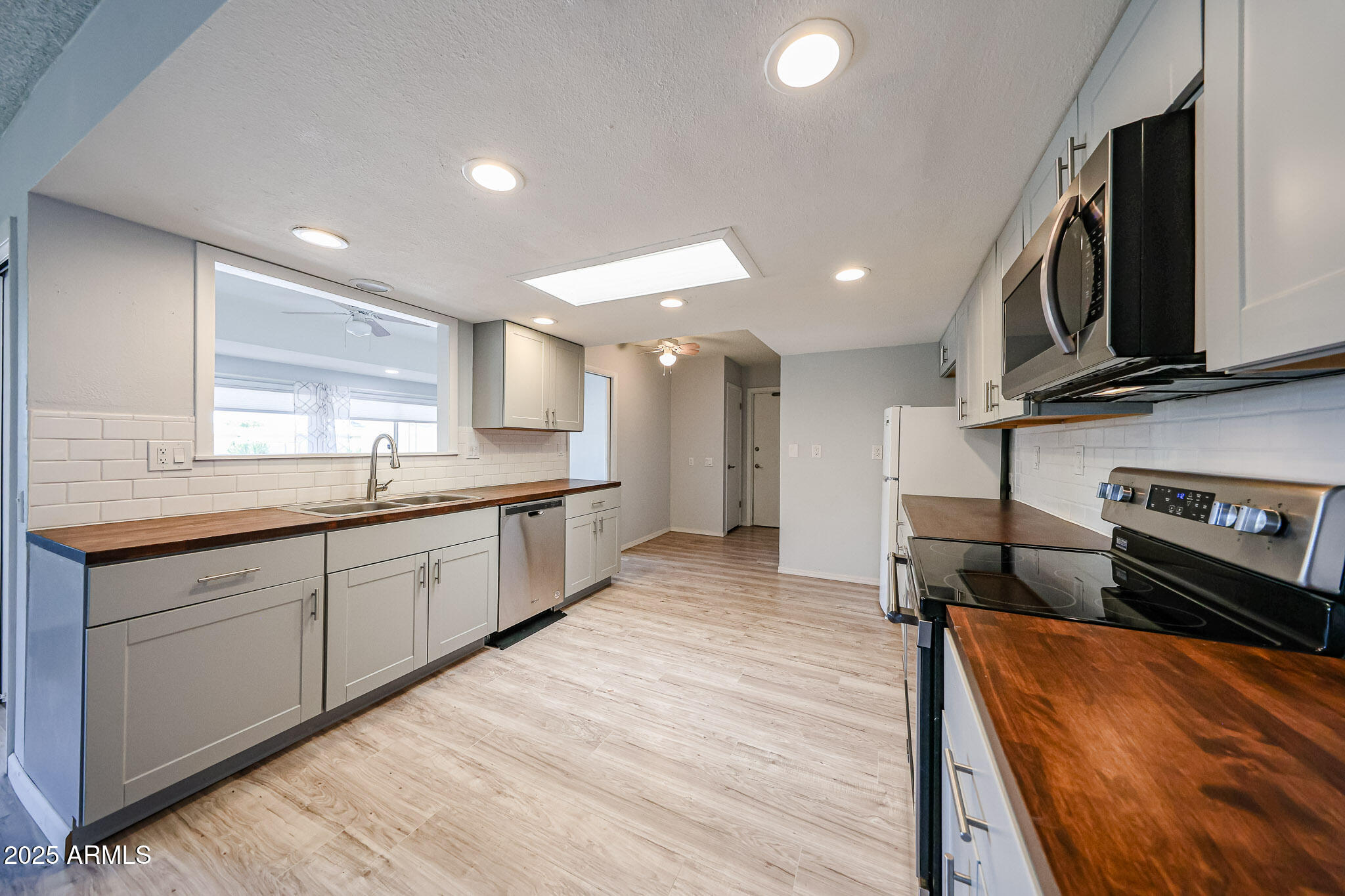 19838 N PINE SPRINGS Drive