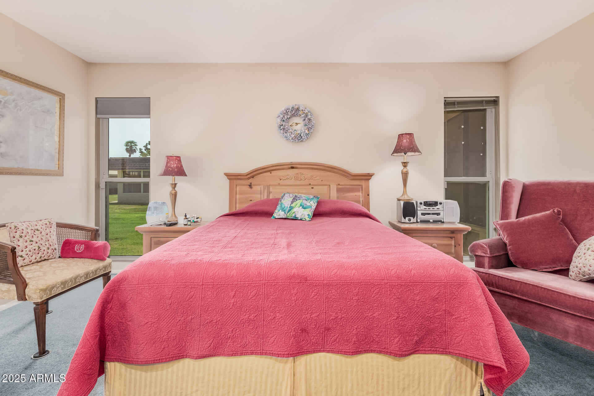 9705 W OAK RIDGE Drive