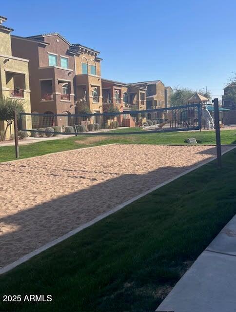 240 W JUNIPER Avenue, 1012