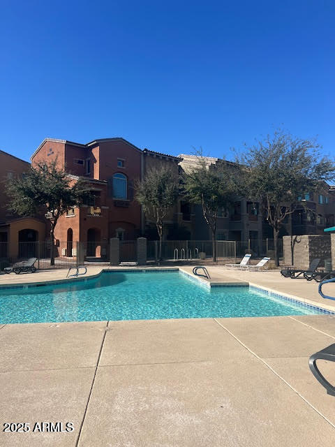 240 W JUNIPER Avenue, 1012