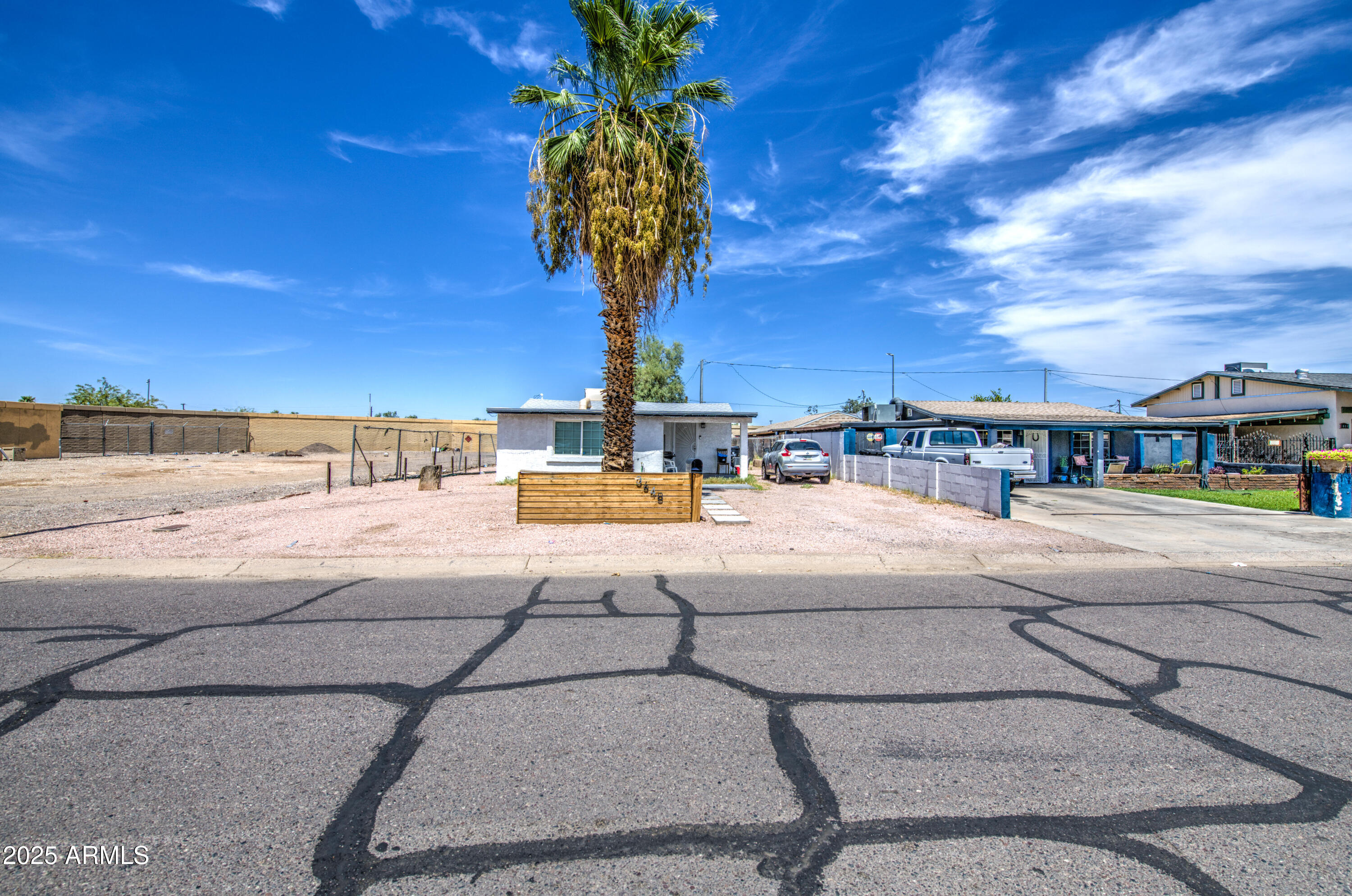 3648 W MORELAND Street