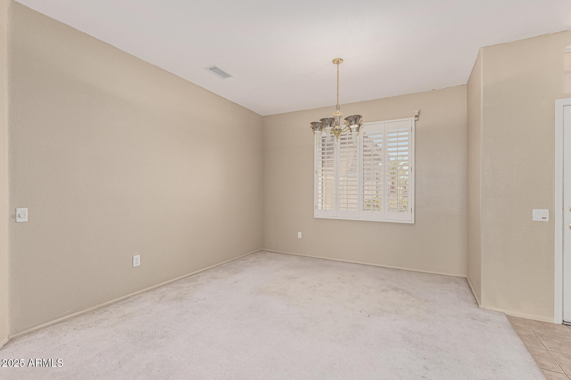 15712 W EUCALYPTUS Court