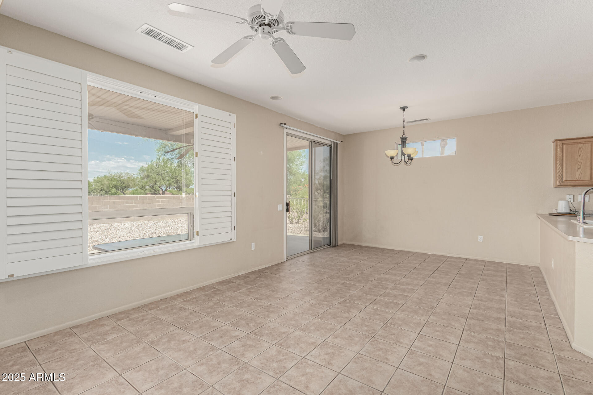 15712 W EUCALYPTUS Court