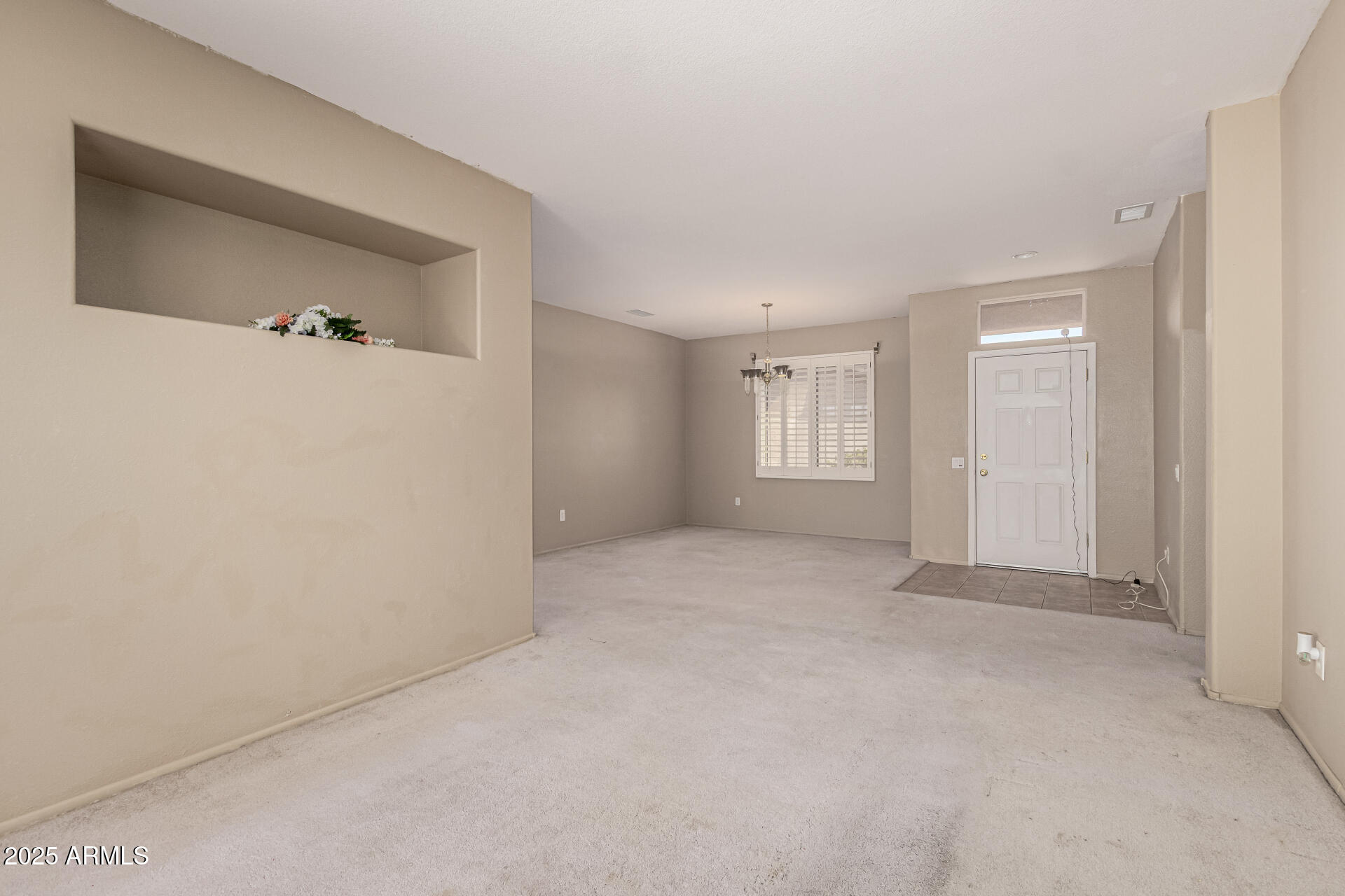 15712 W EUCALYPTUS Court