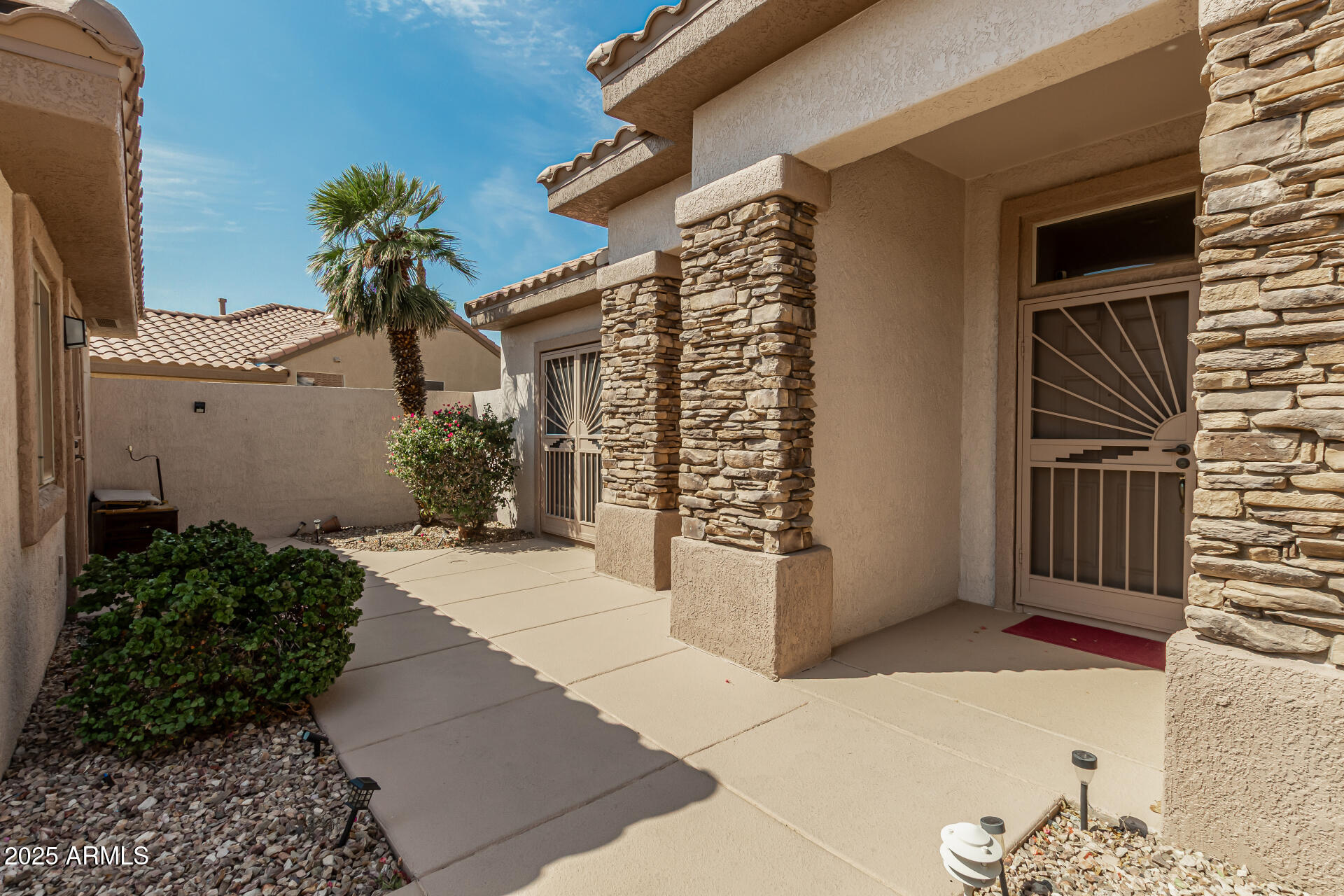 15712 W EUCALYPTUS Court