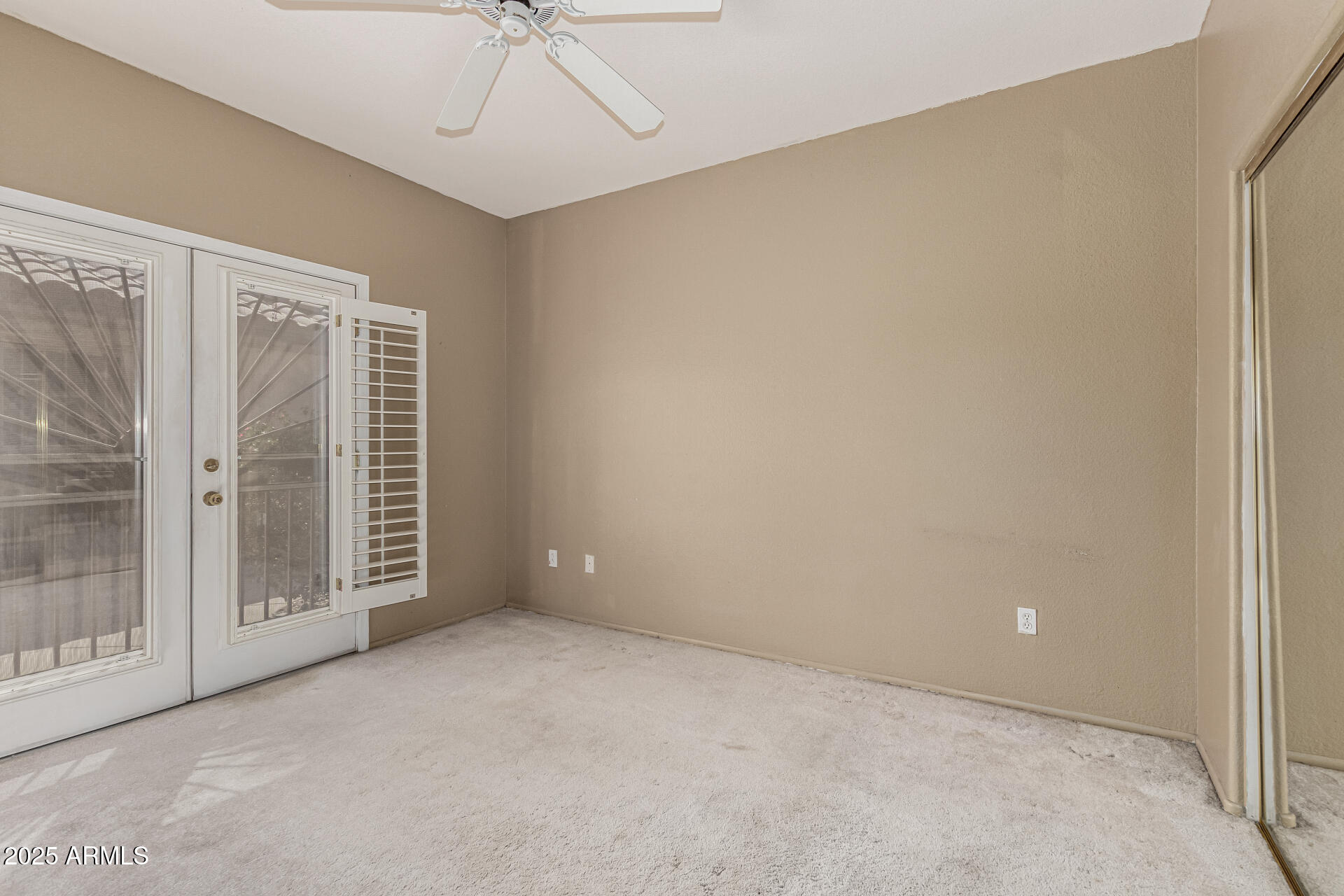 15712 W EUCALYPTUS Court