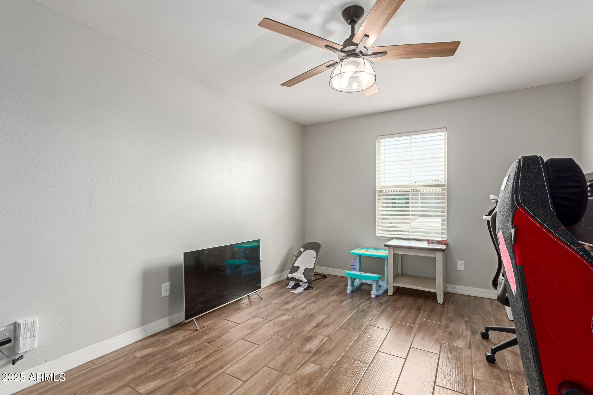 12656 W MIDWAY Avenue