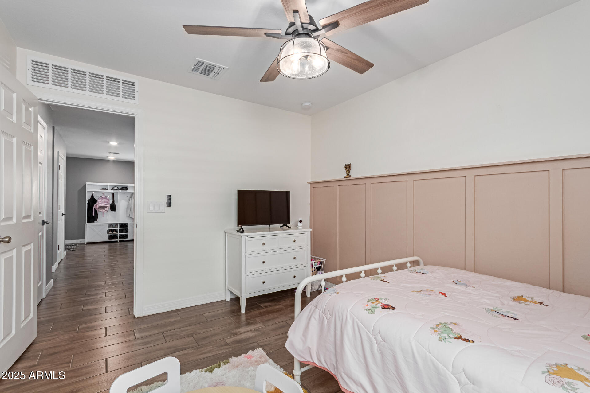 12656 W MIDWAY Avenue