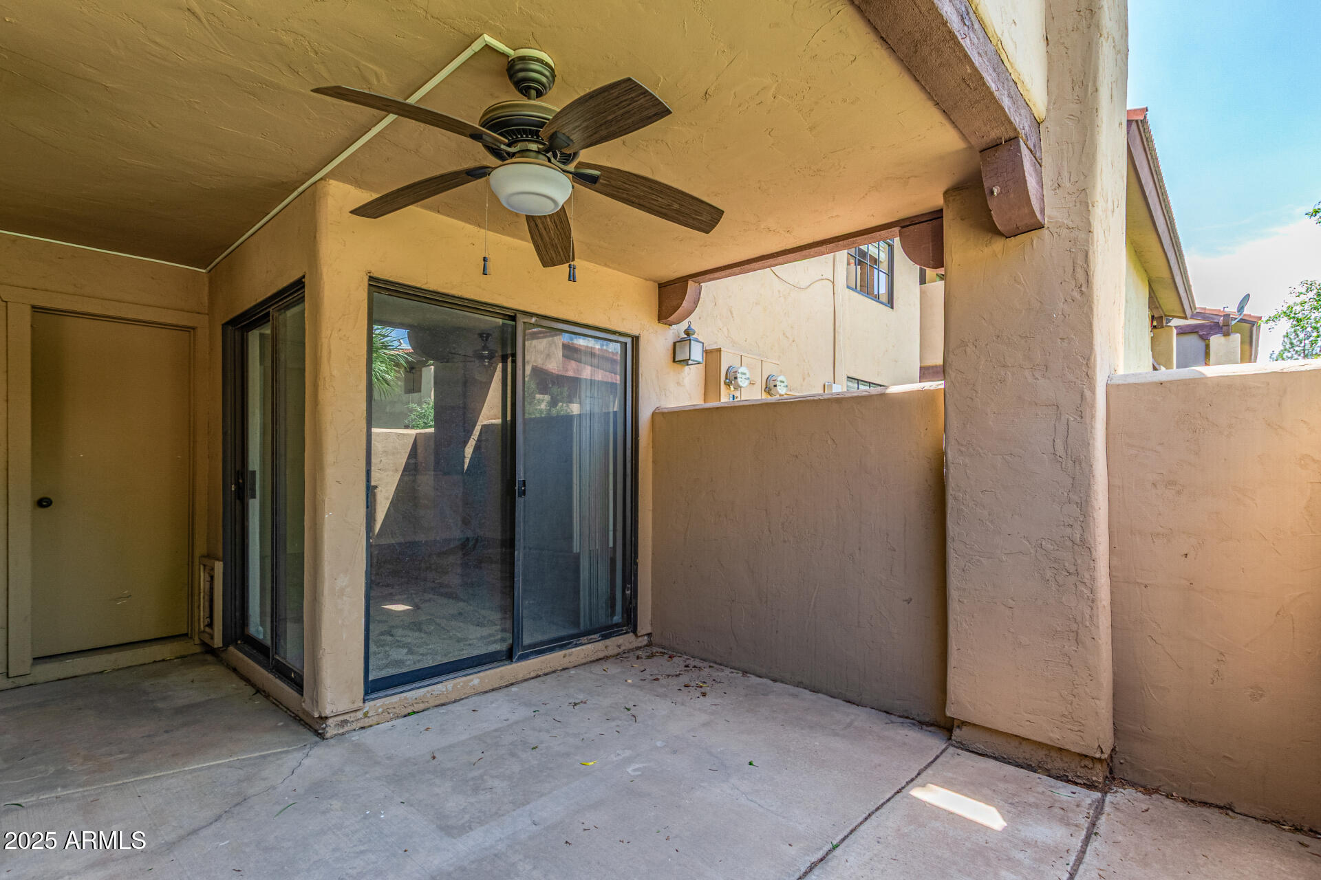 1351 N PLEASANT Drive, 1016