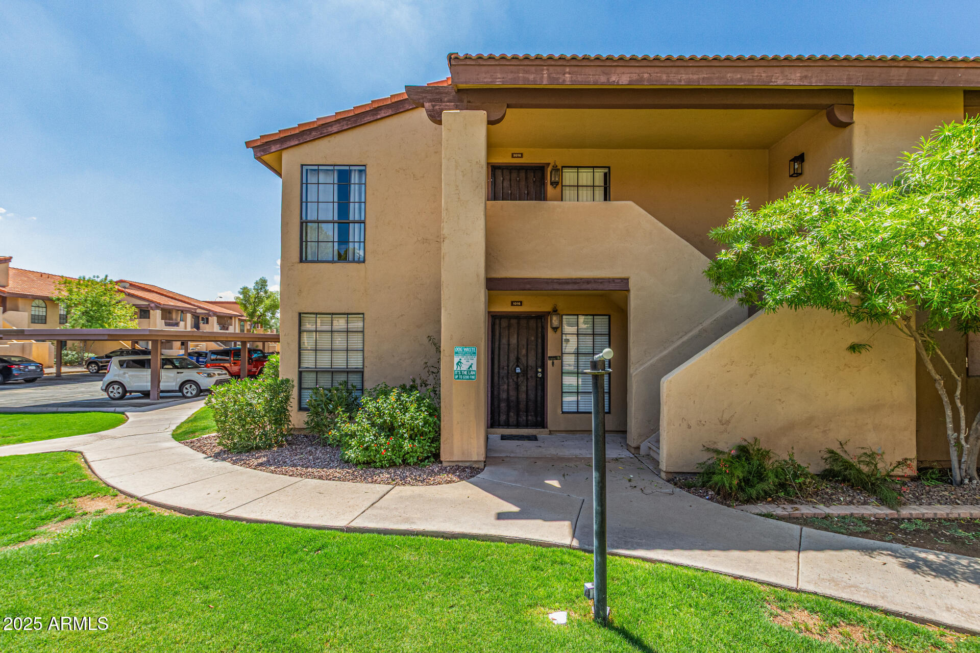 1351 N PLEASANT Drive, 1016