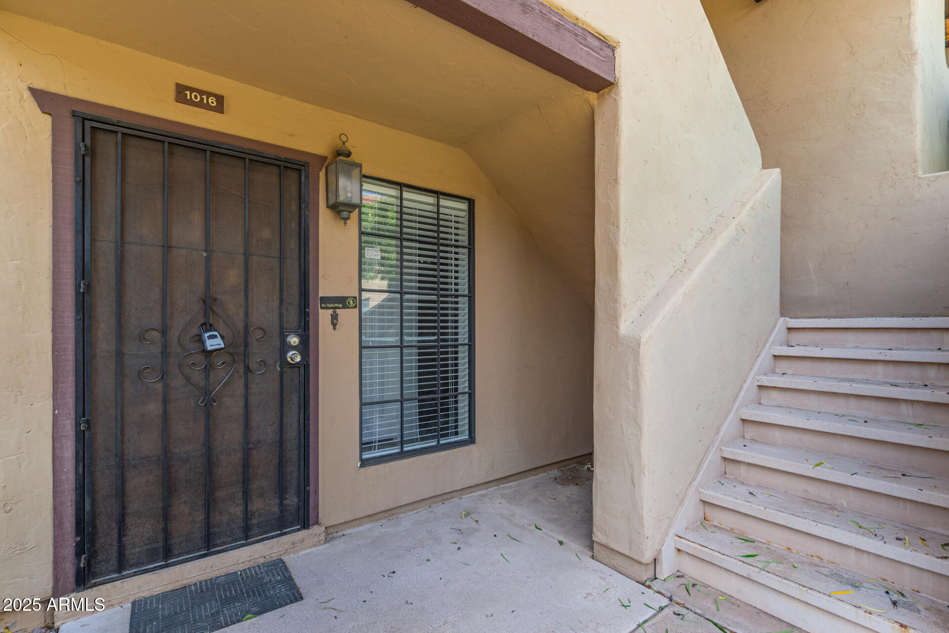 1351 N PLEASANT Drive, 1016