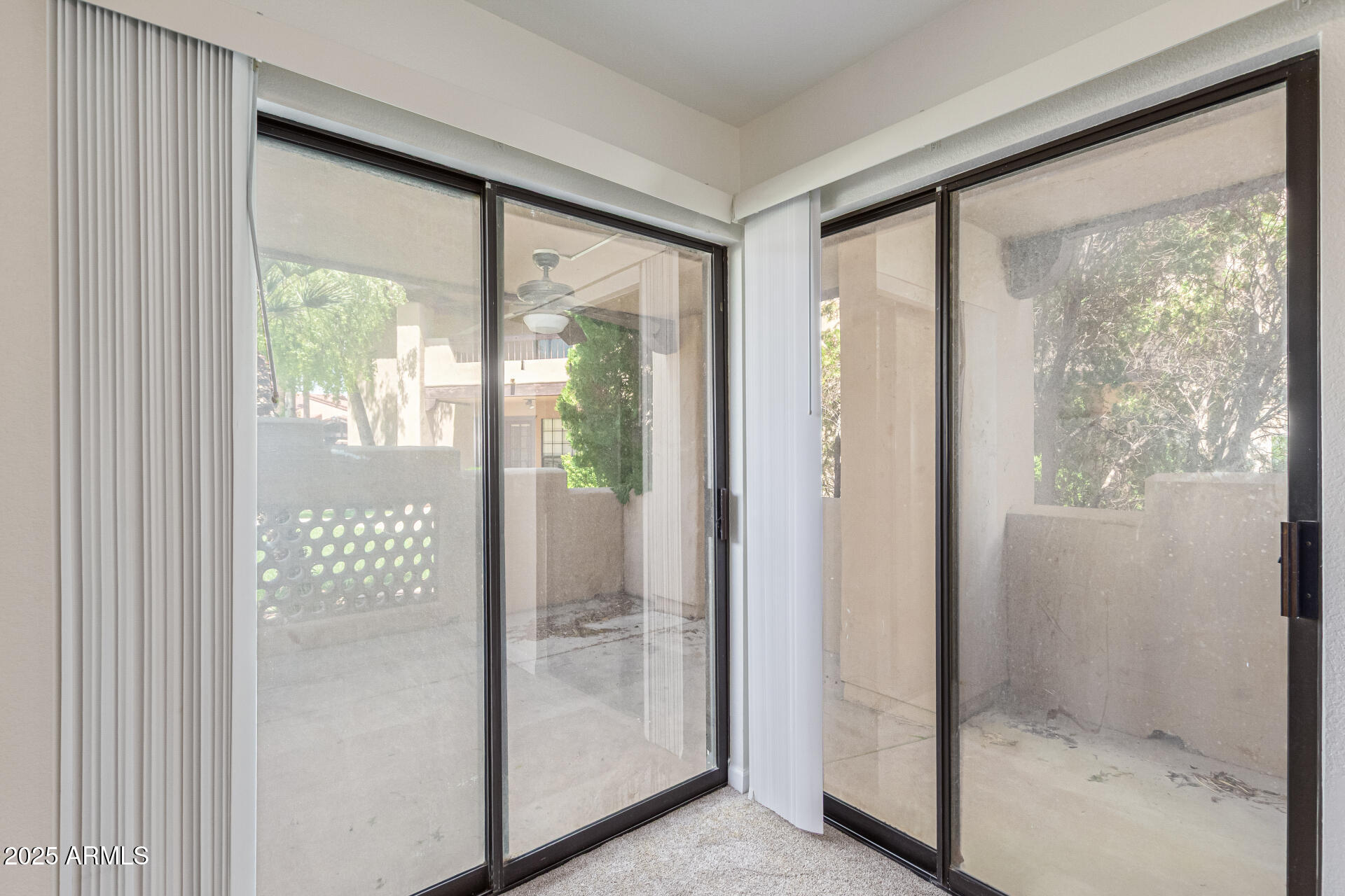 1351 N PLEASANT Drive, 1016