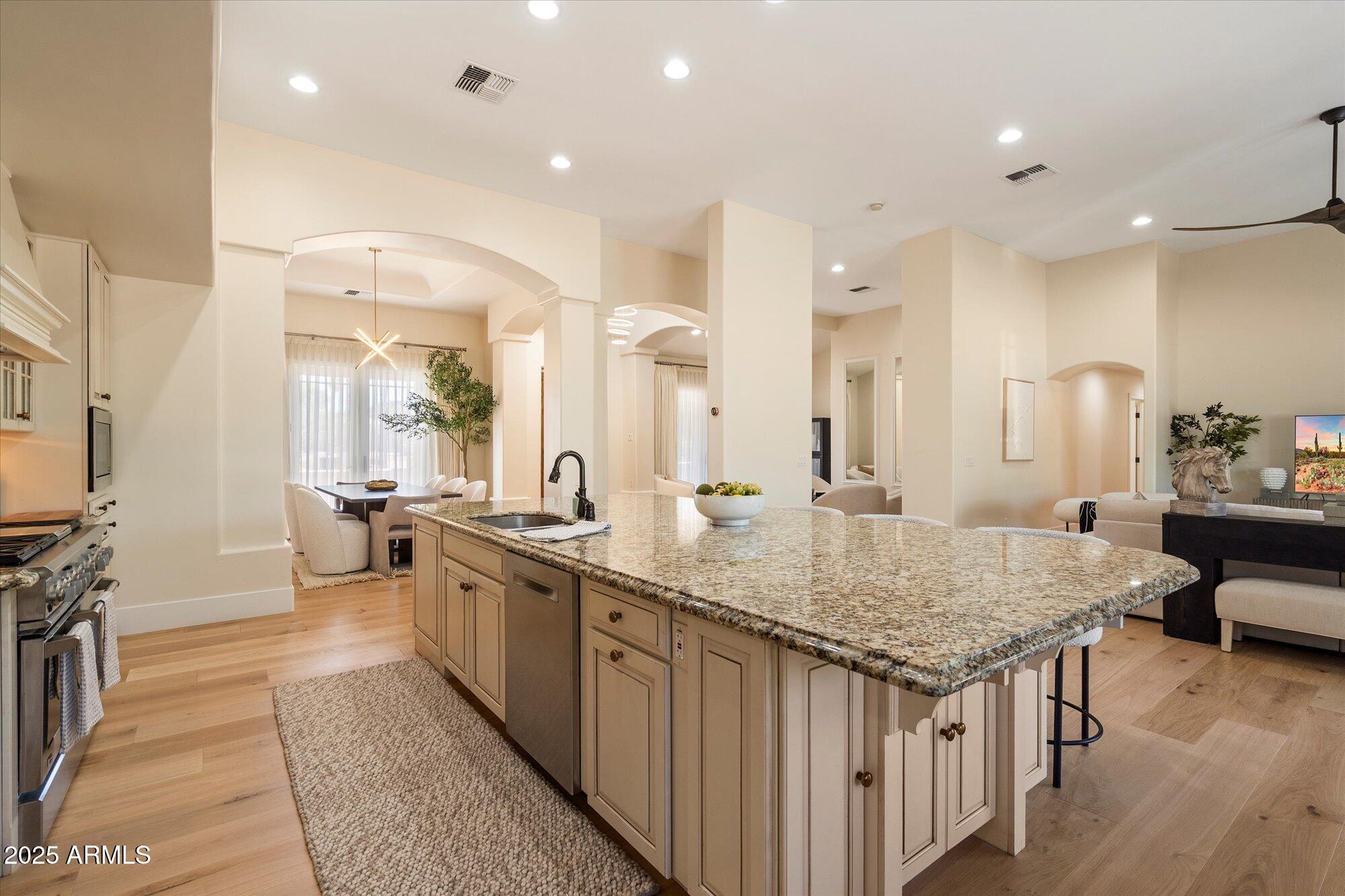 10050 N 58TH Place