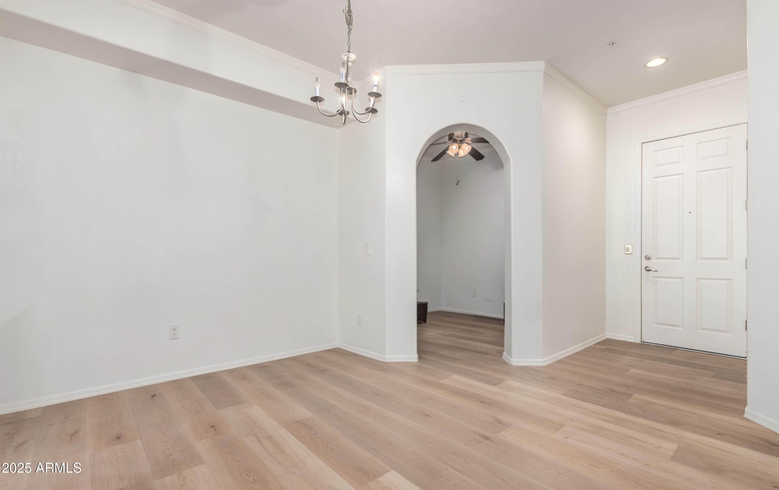 14575 W MOUNTAIN VIEW Boulevard, 11210