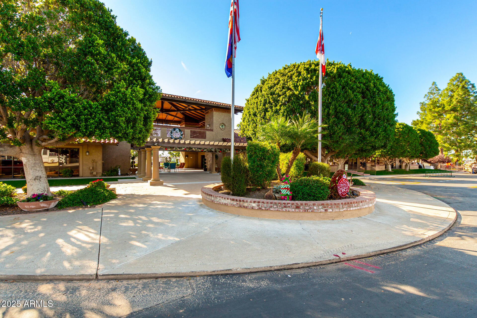 111 S GREENFIELD Road, 163