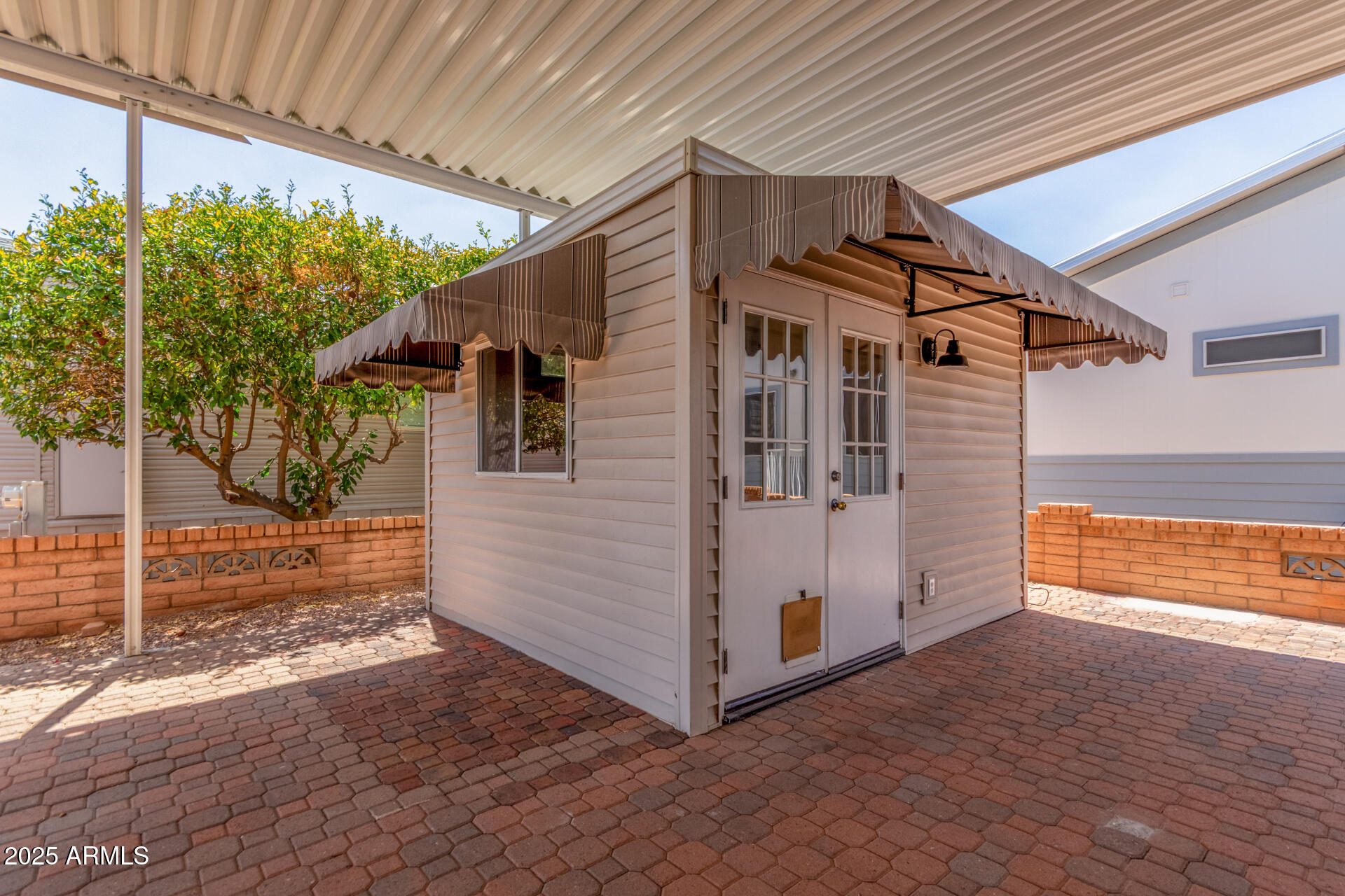 111 S GREENFIELD Road, 163