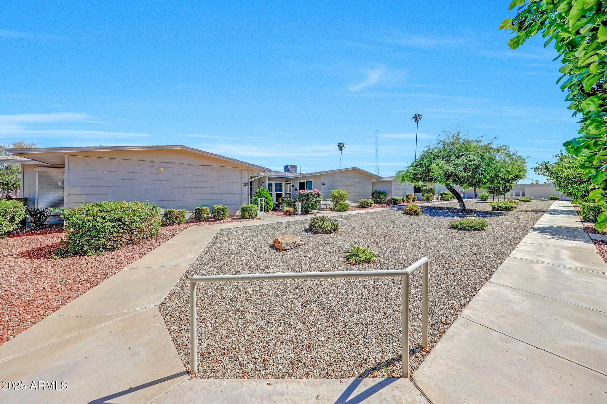 10837 W SANTA FE Drive