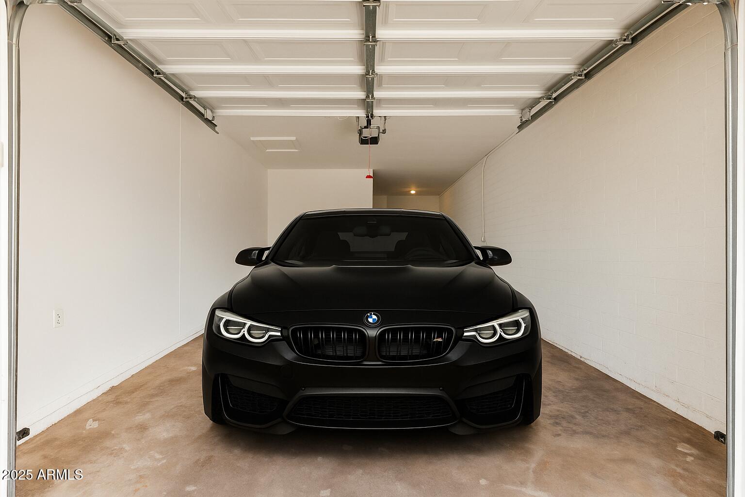 3622 W ALTADENA Avenue