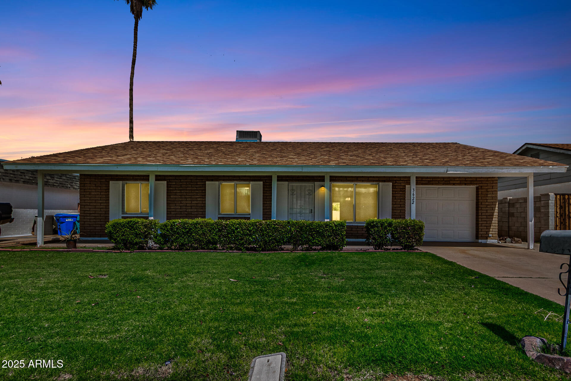 3622 W ALTADENA Avenue