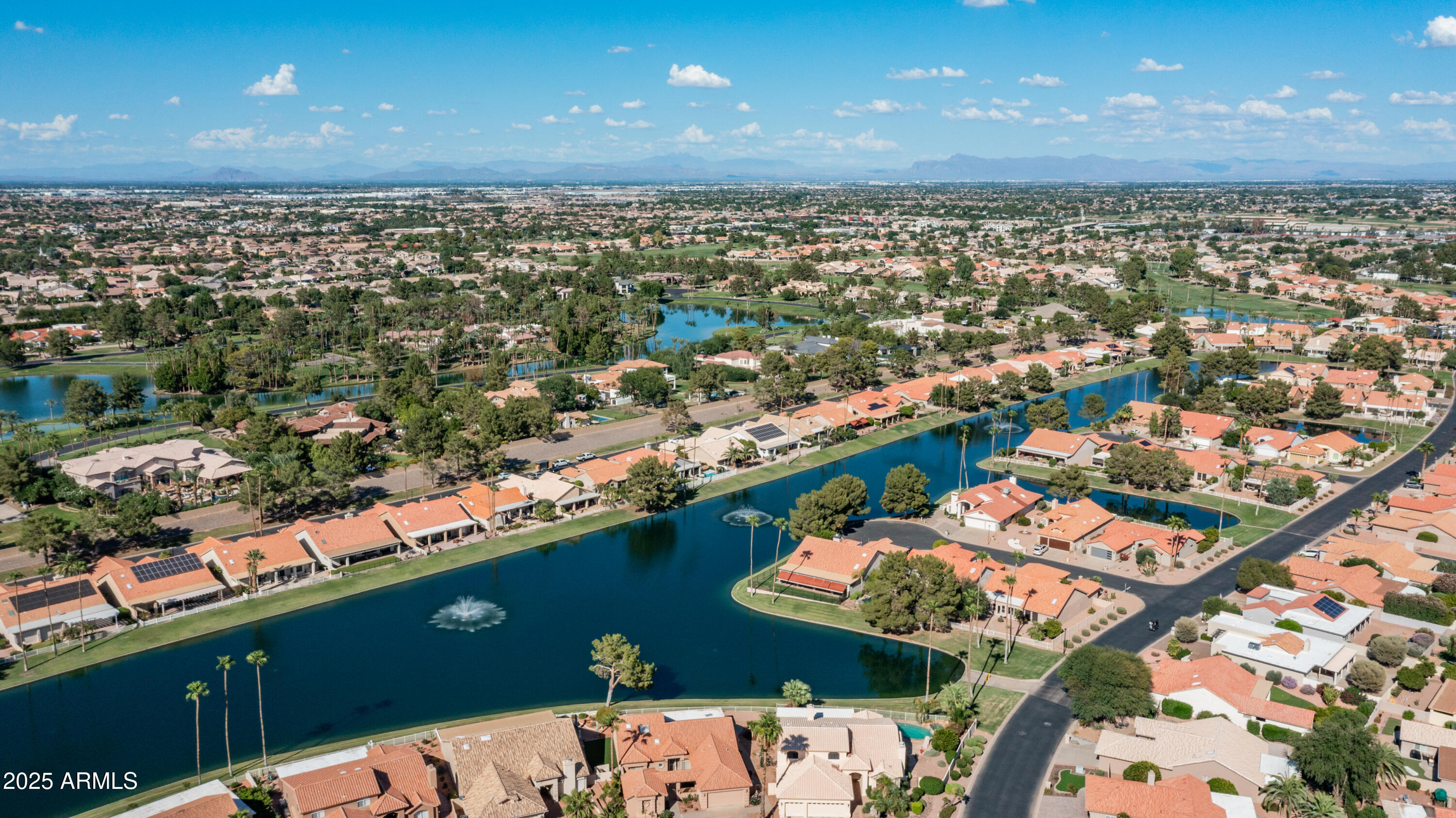 10533 E NACOMA Drive