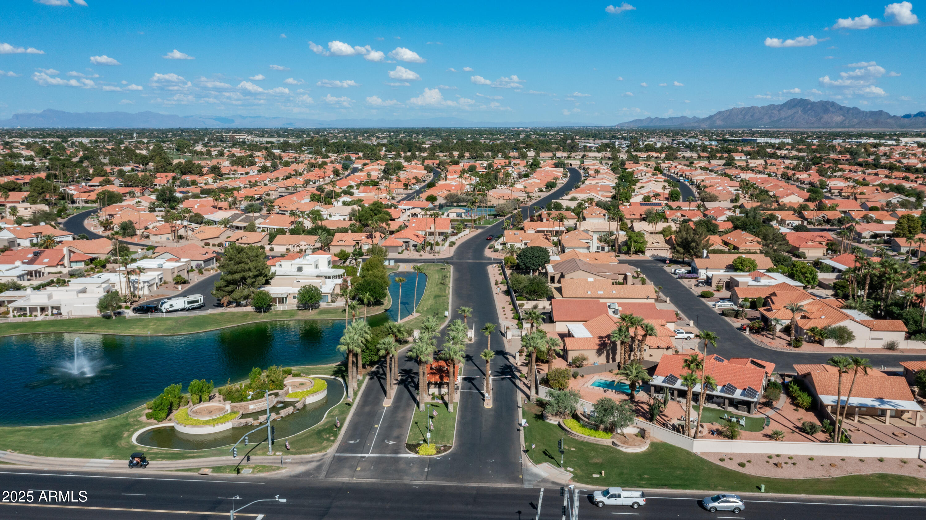 10533 E NACOMA Drive