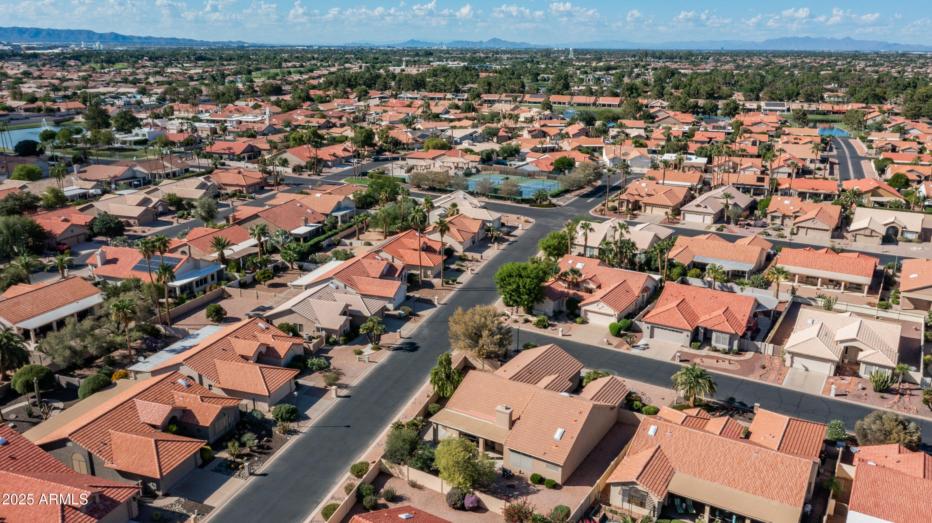 10533 E NACOMA Drive