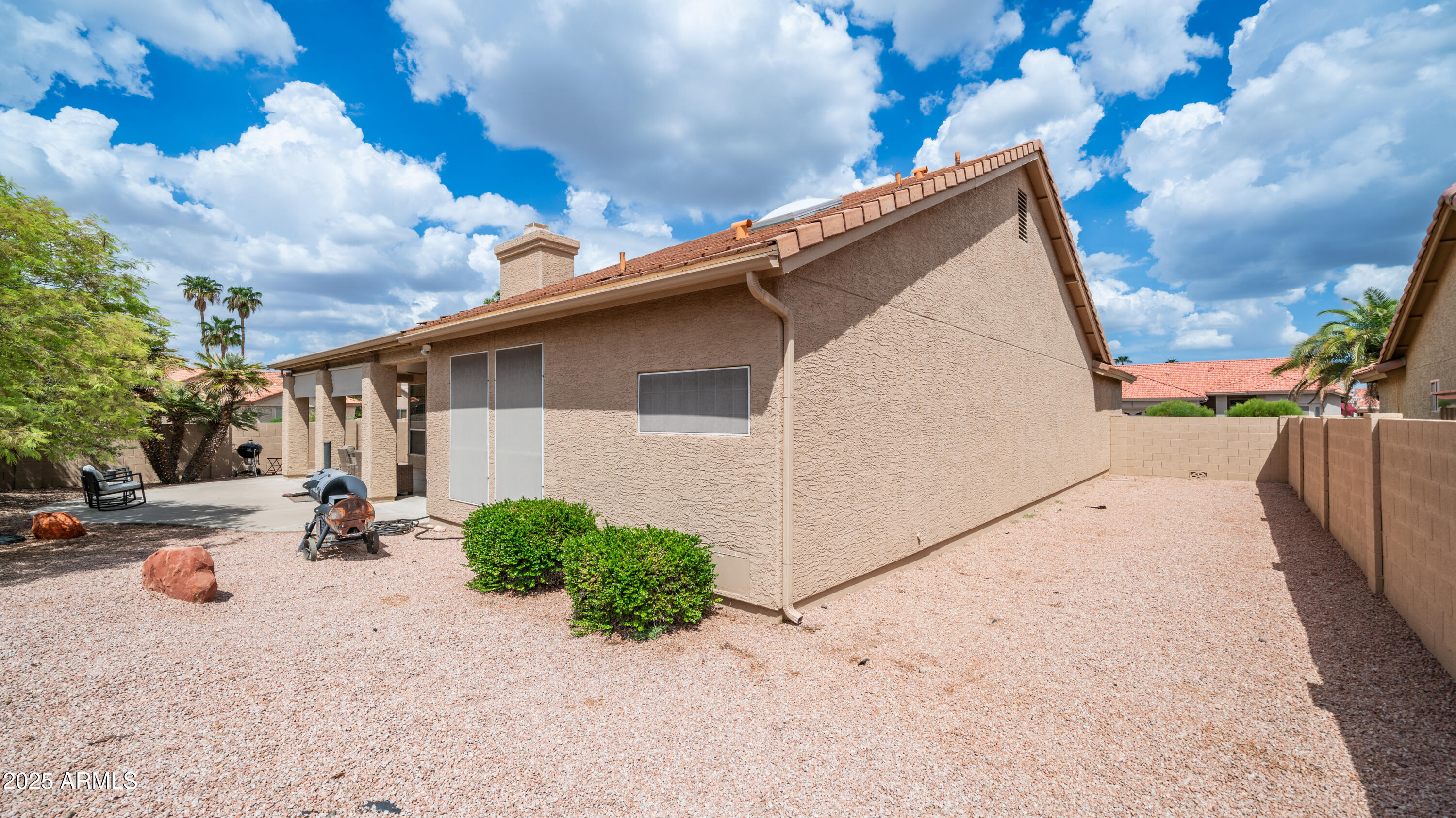 10533 E NACOMA Drive