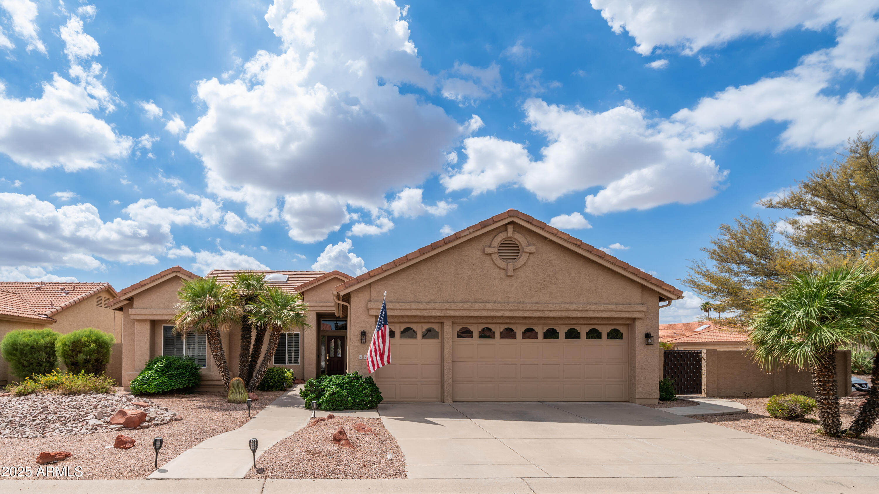 10533 E NACOMA Drive