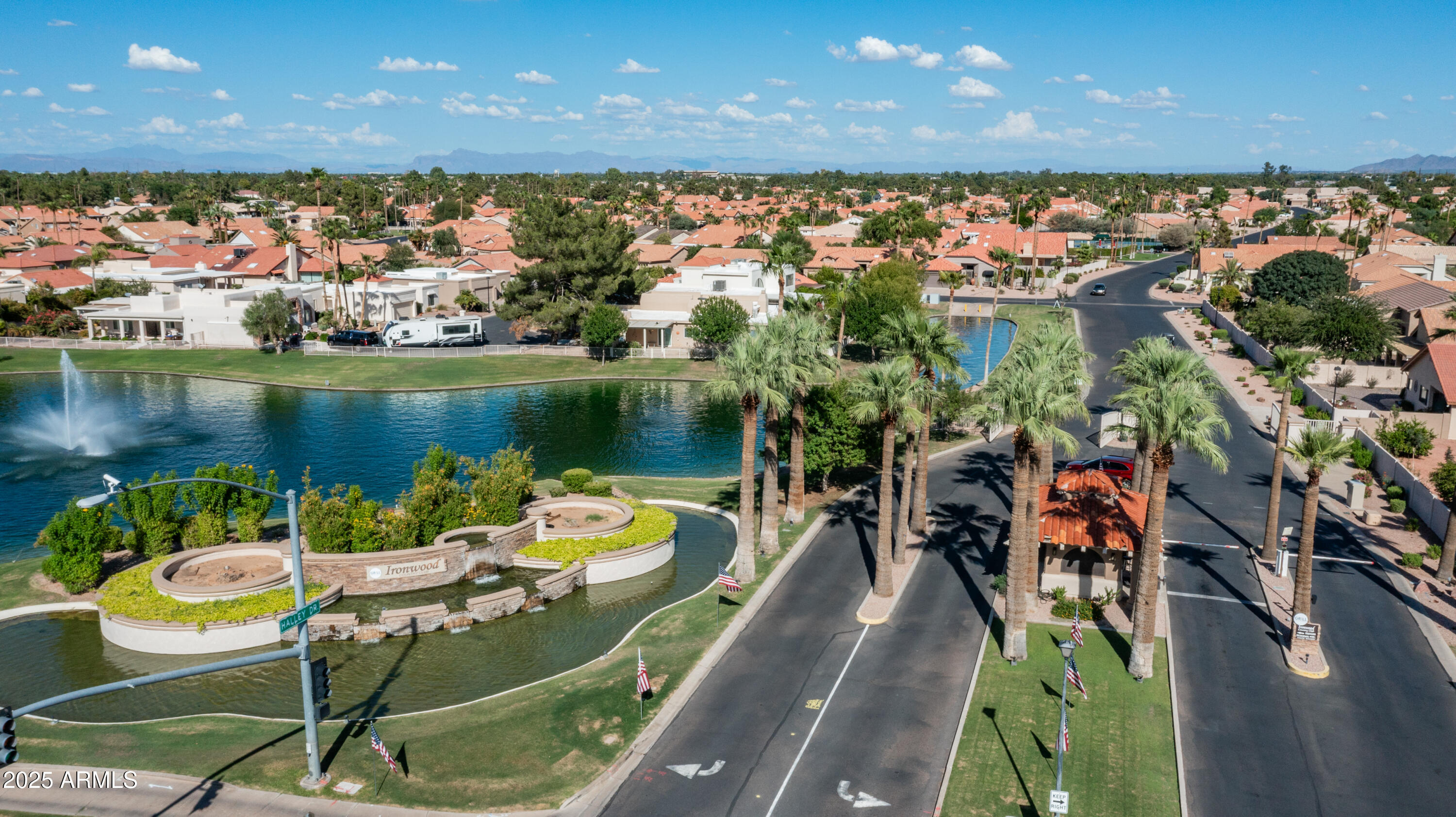 10533 E NACOMA Drive