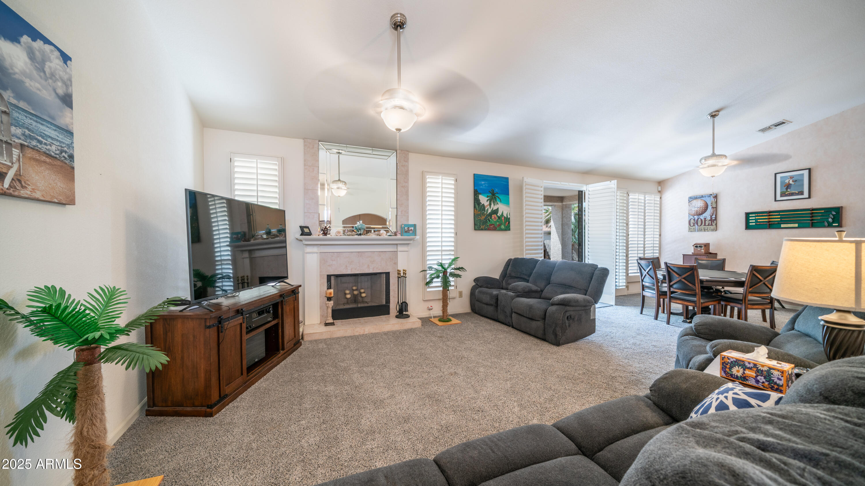 10533 E NACOMA Drive