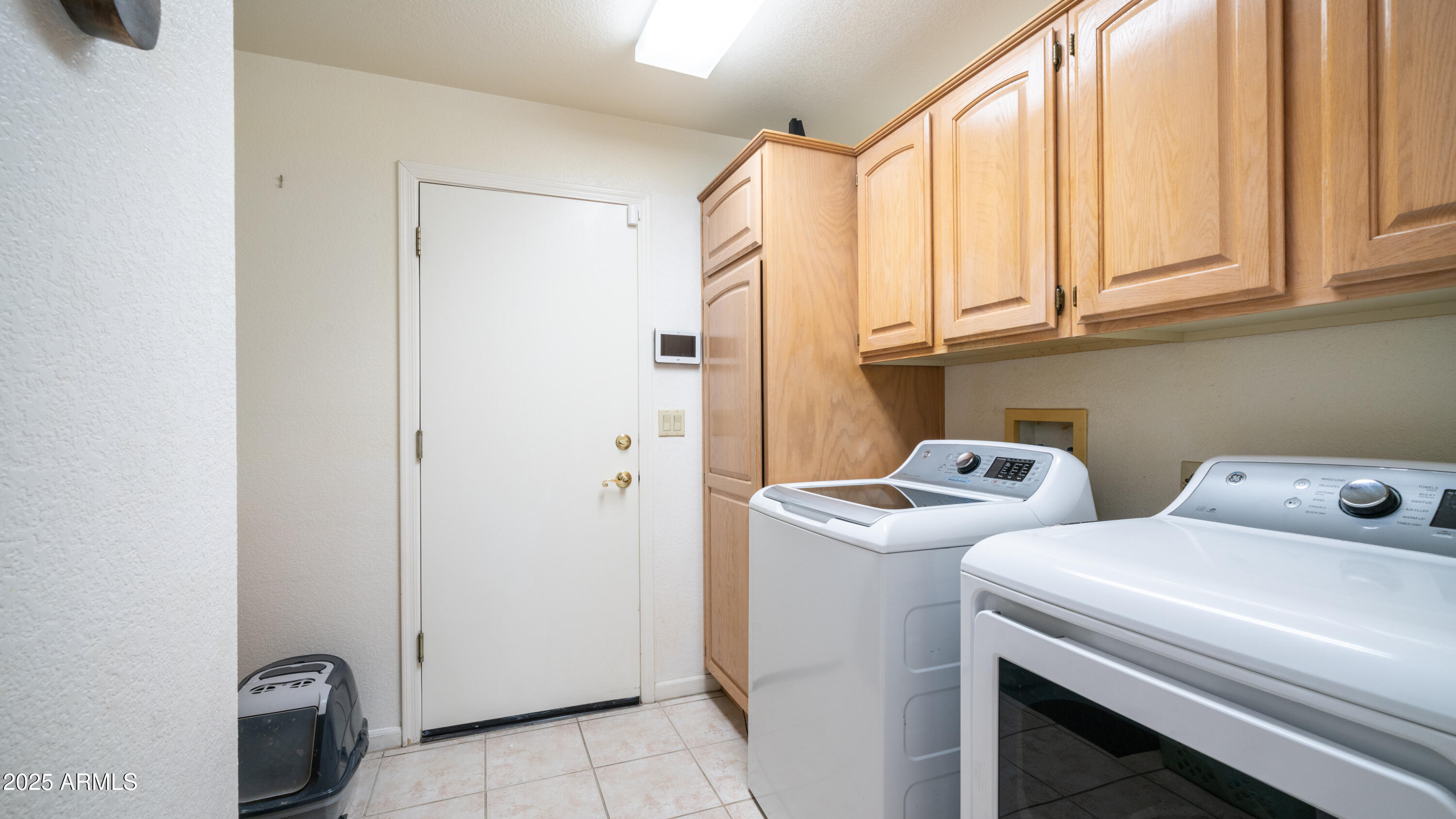 10533 E NACOMA Drive