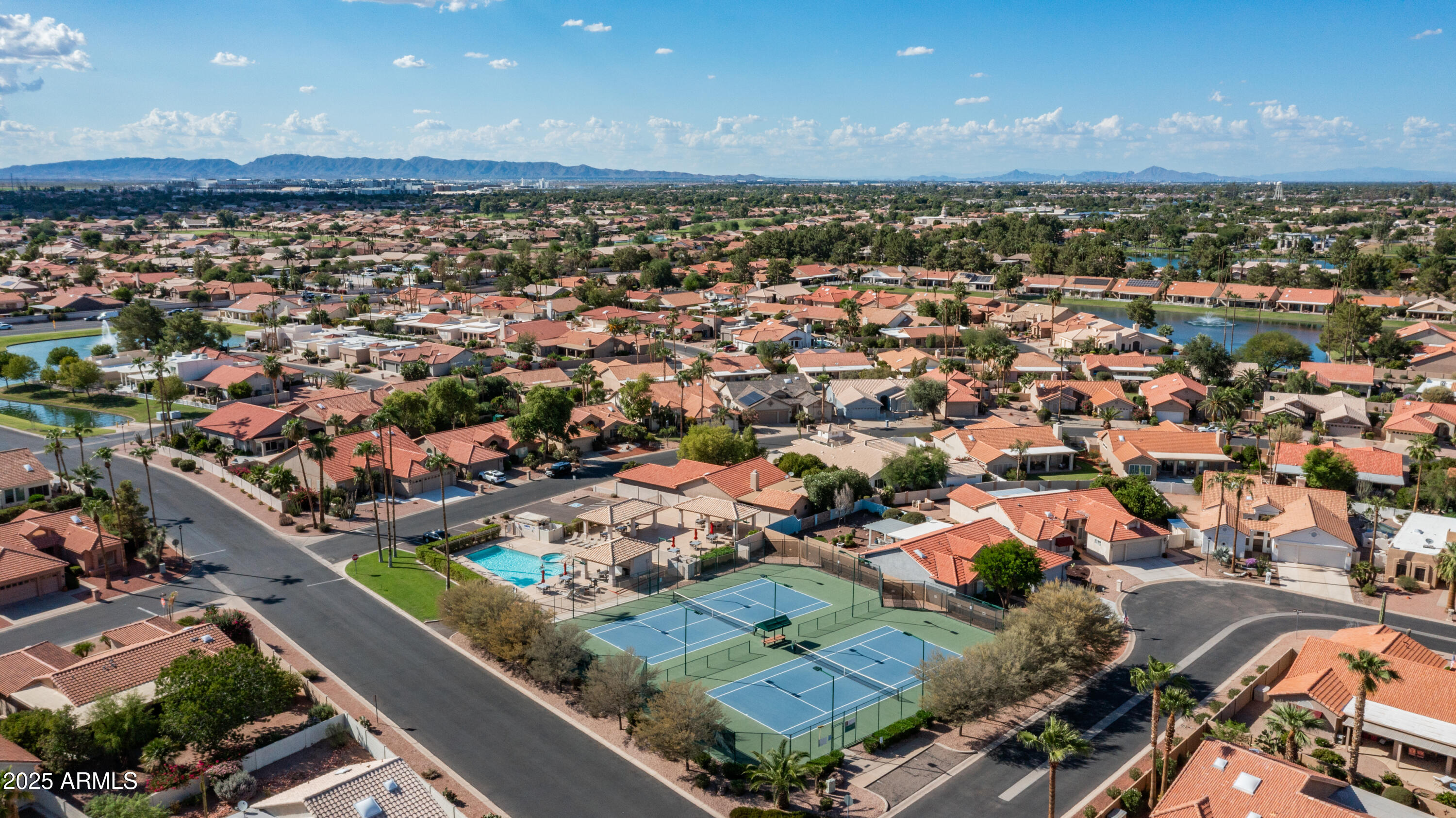 10533 E NACOMA Drive