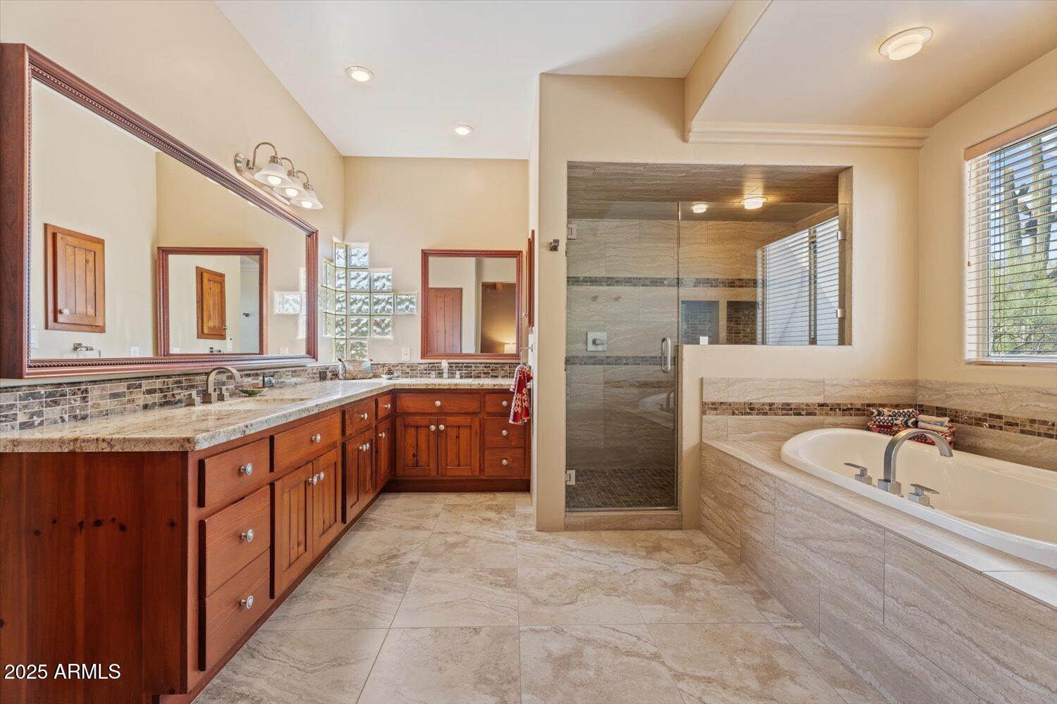 5976 E AGAVE Place