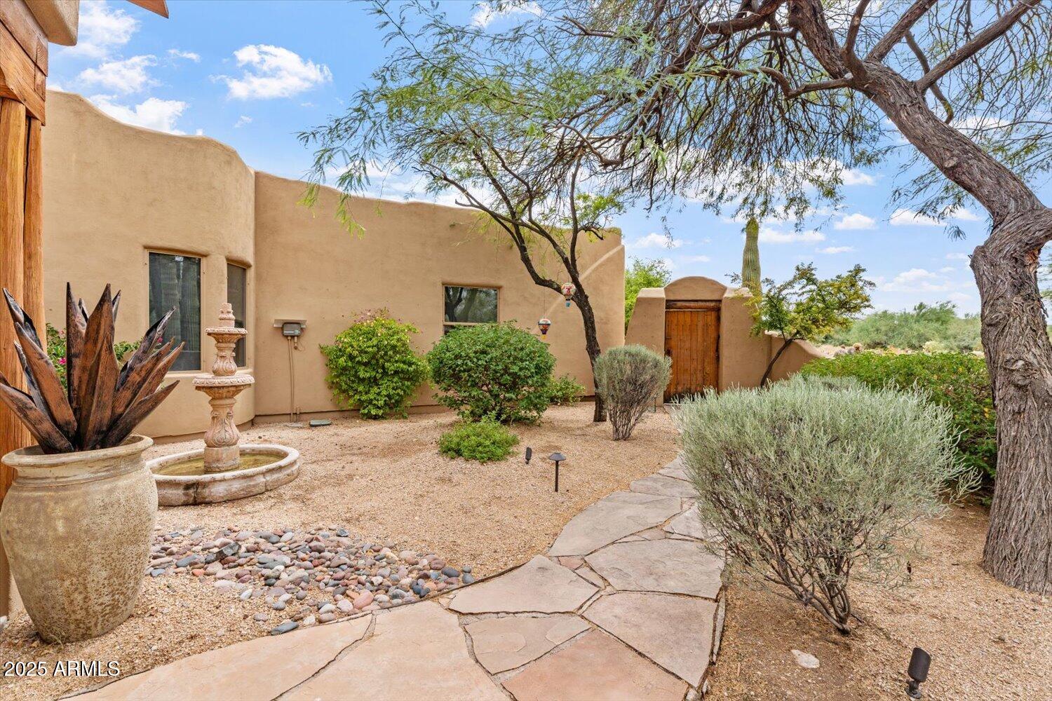 5976 E AGAVE Place