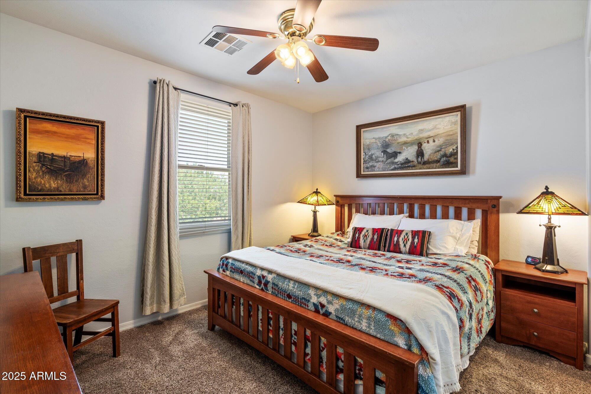 2204 E BOWKER Street