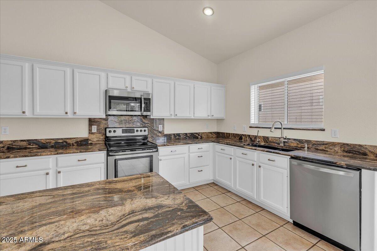 4307 E SOUTH FORK Drive