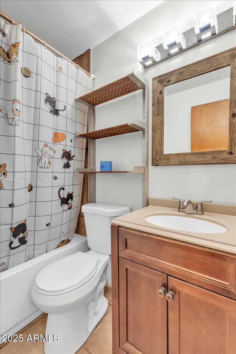 1837 E PLEASANT Lane