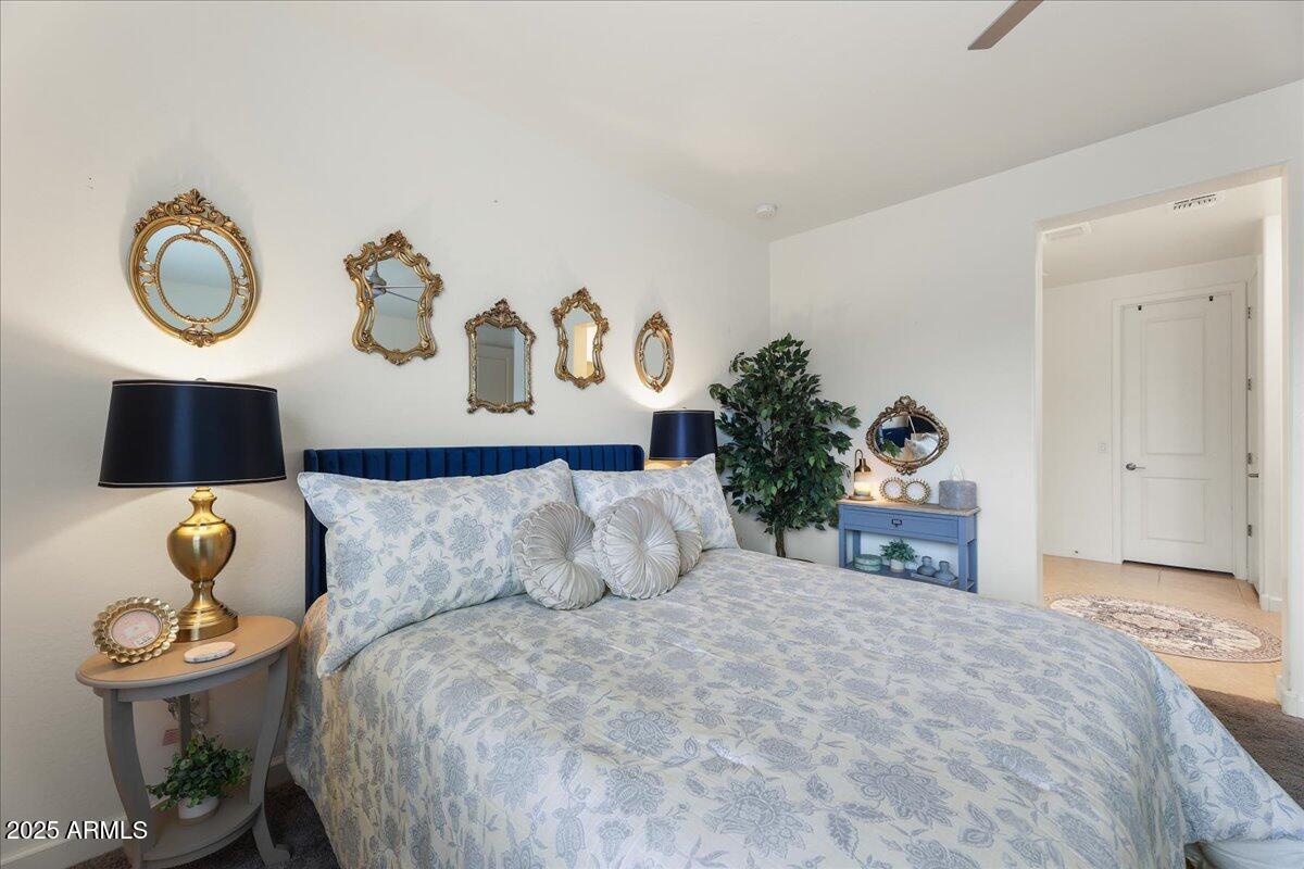 2745 W POLLACK Street