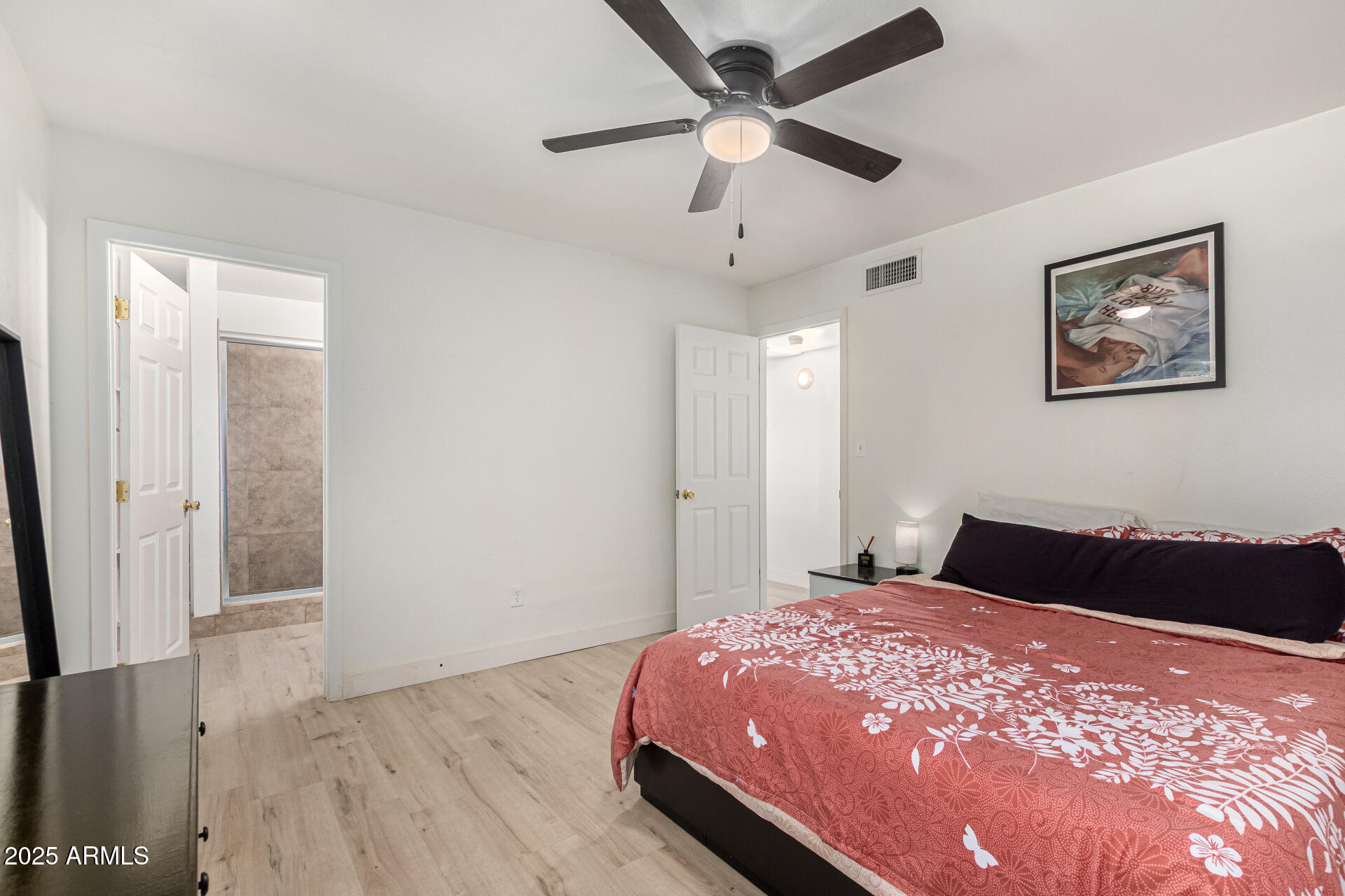 651 E CARLA VISTA Drive