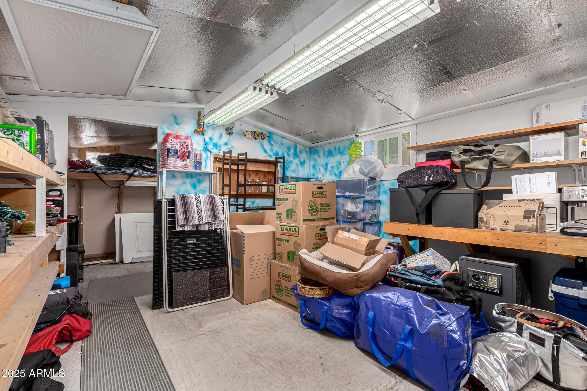 651 E CARLA VISTA Drive