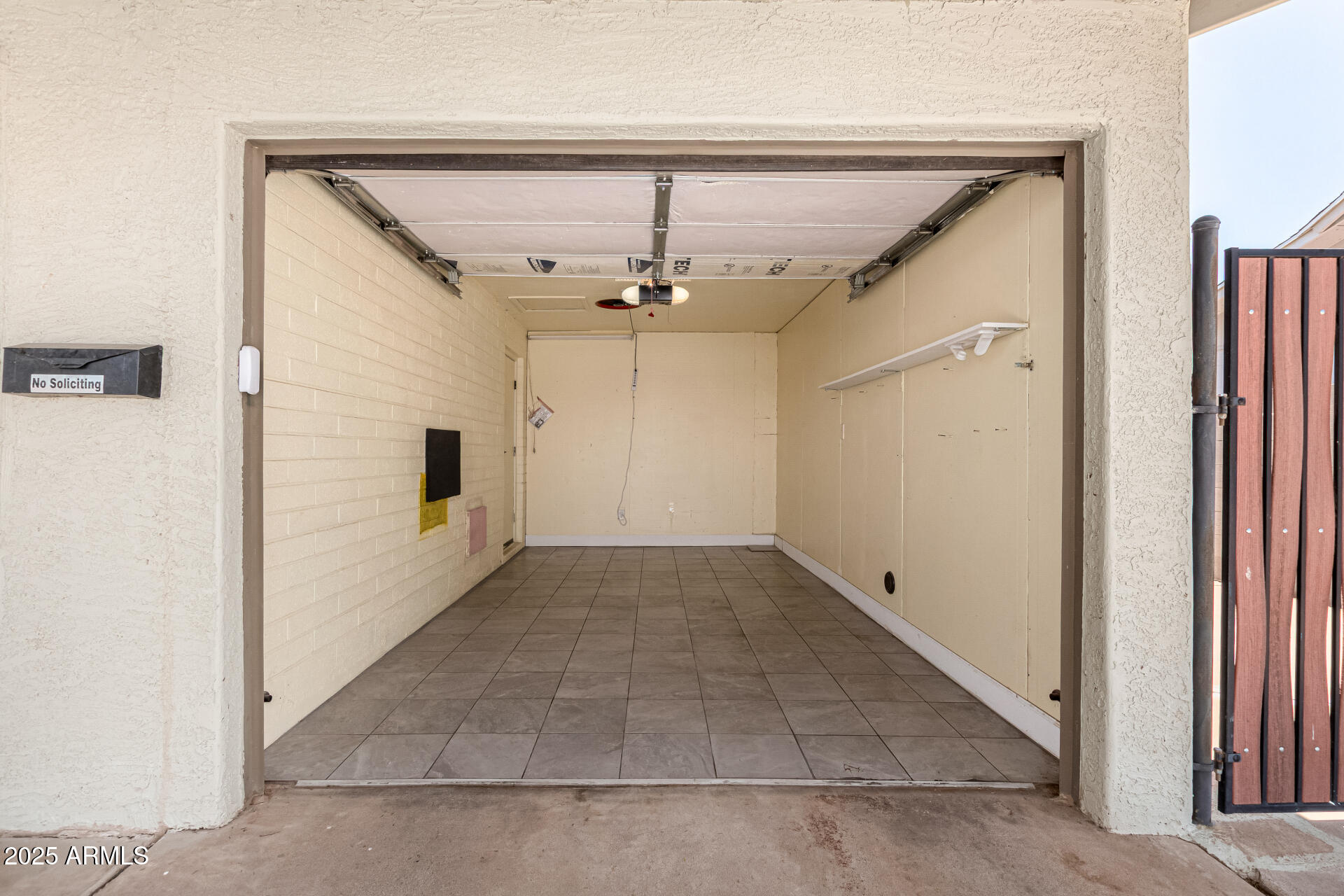 651 E CARLA VISTA Drive